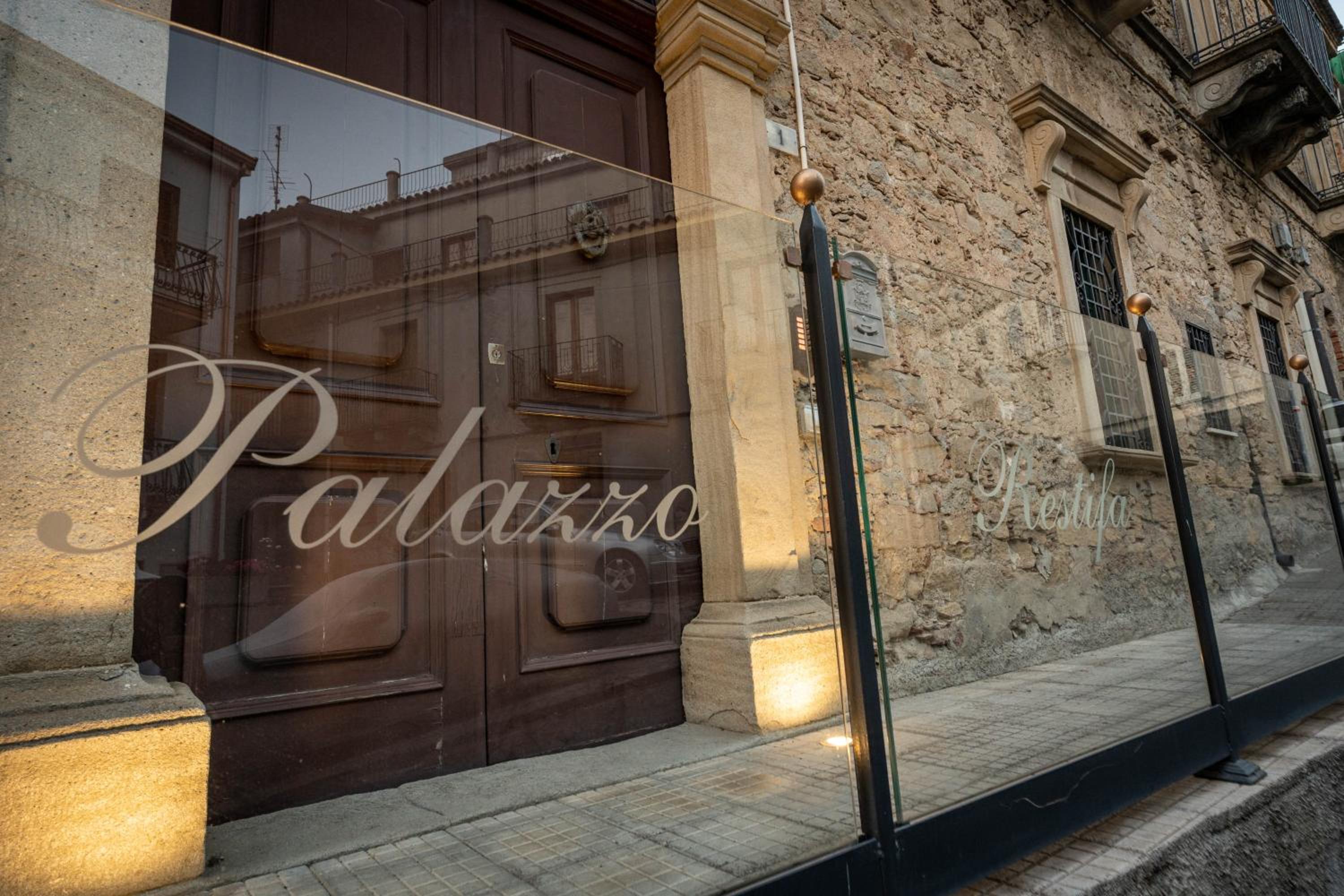 Palazzo Restifa view 3