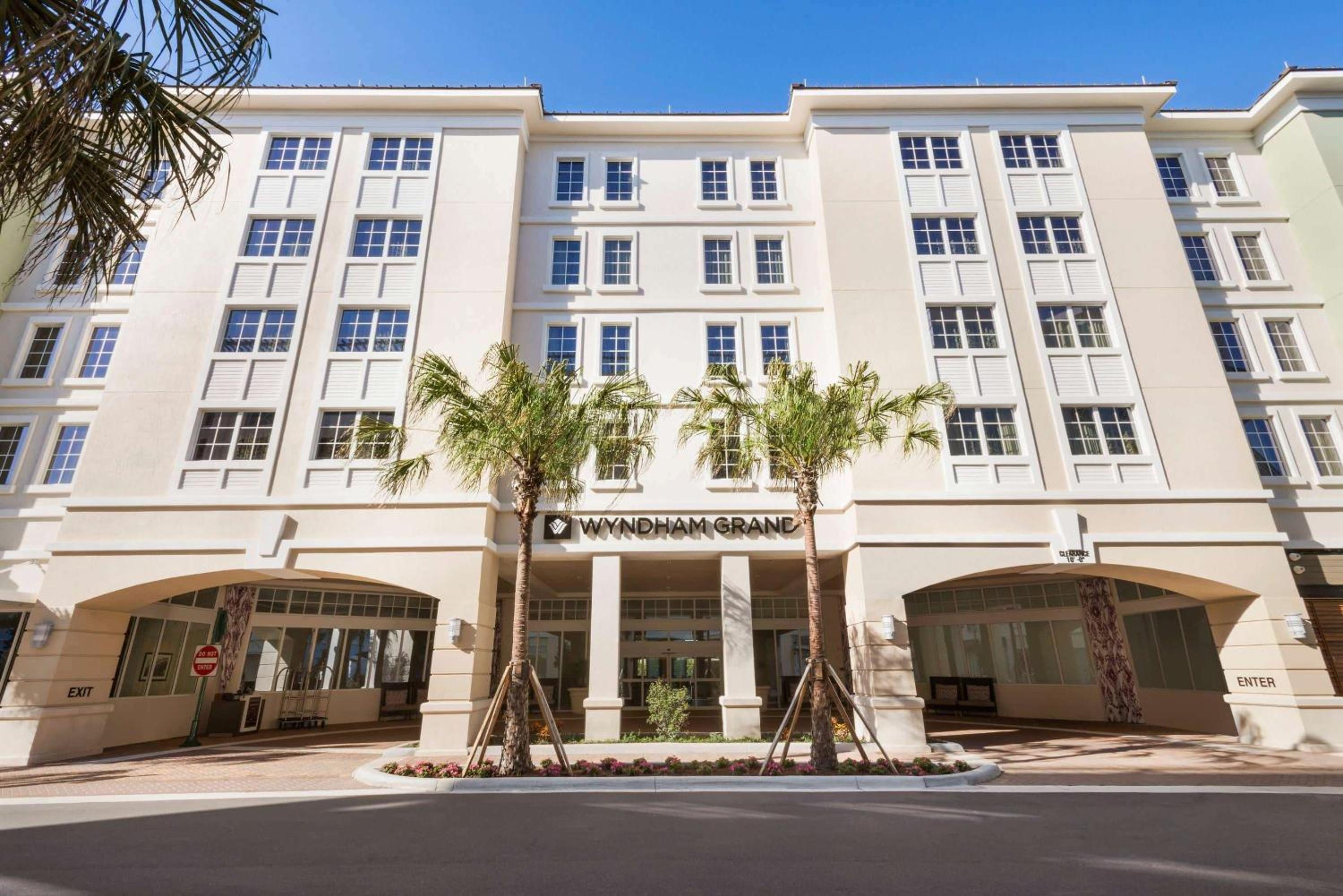 Hotel Wyndham Grand Jupiter at Harbourside Place