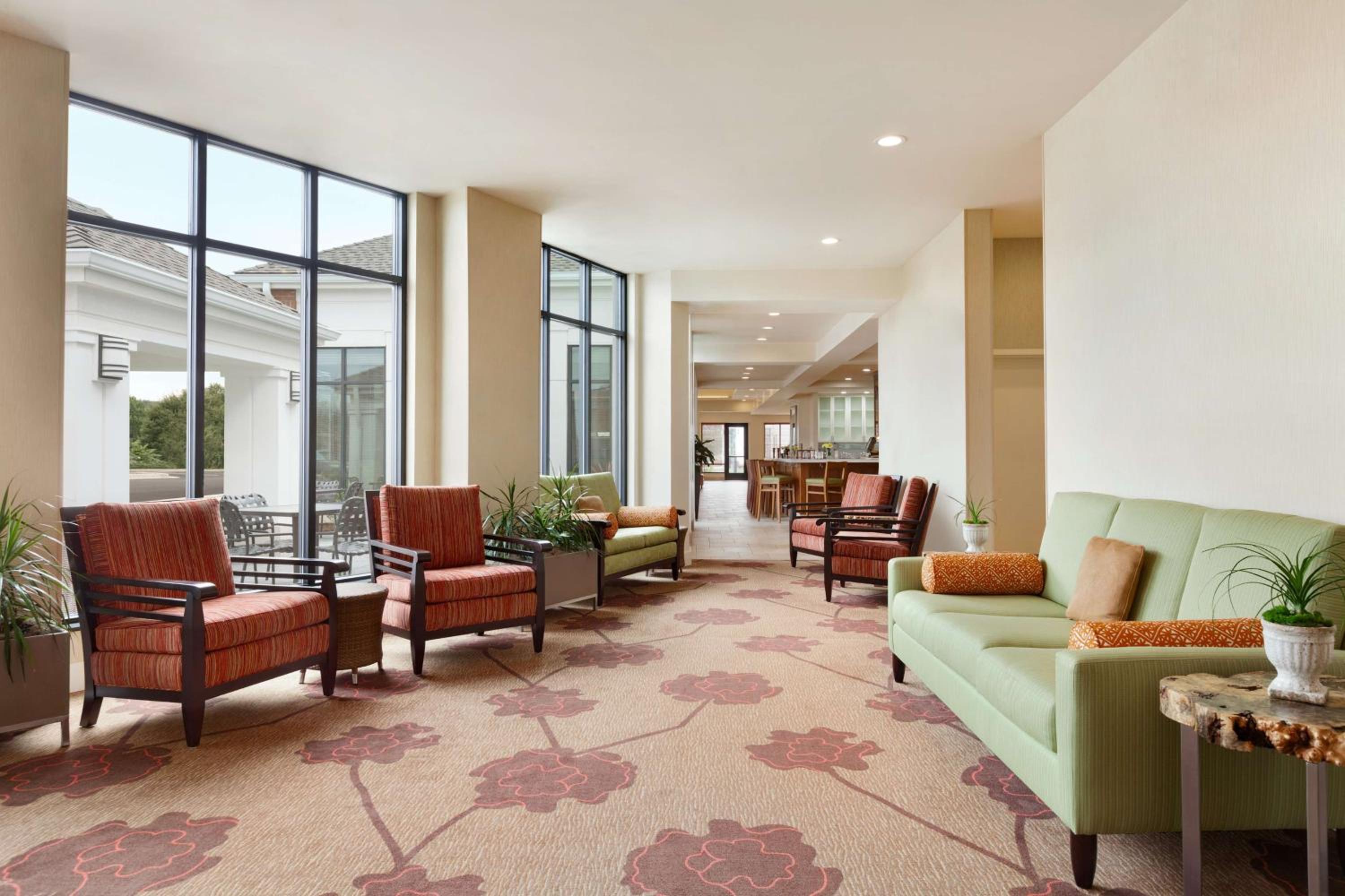 Medford Vacations - Hilton Garden Inn Medford - Property Image 10