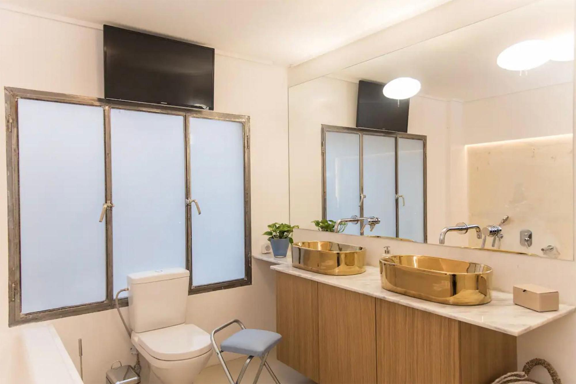 AM16 Suites Athens