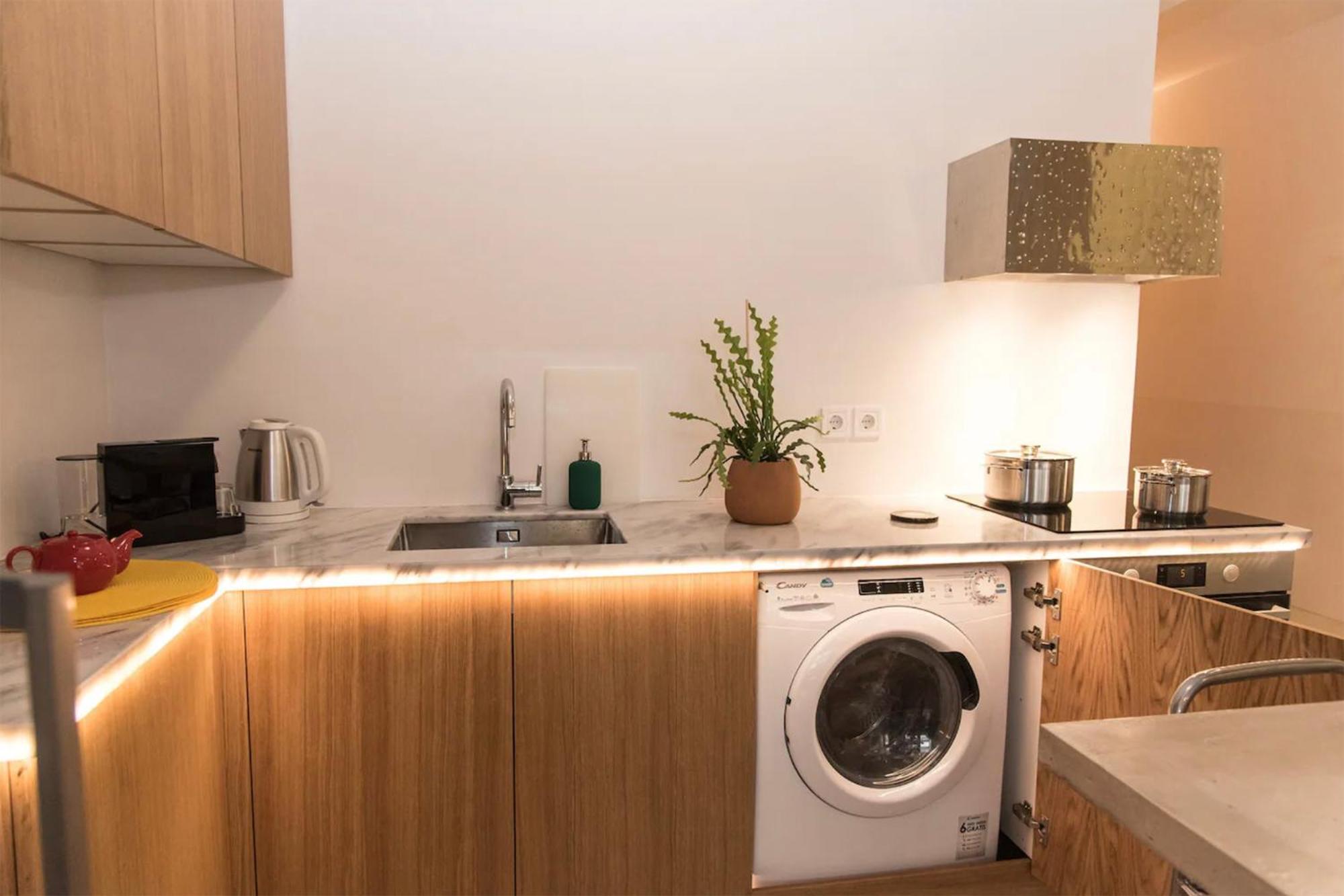AM16 Suites Athens