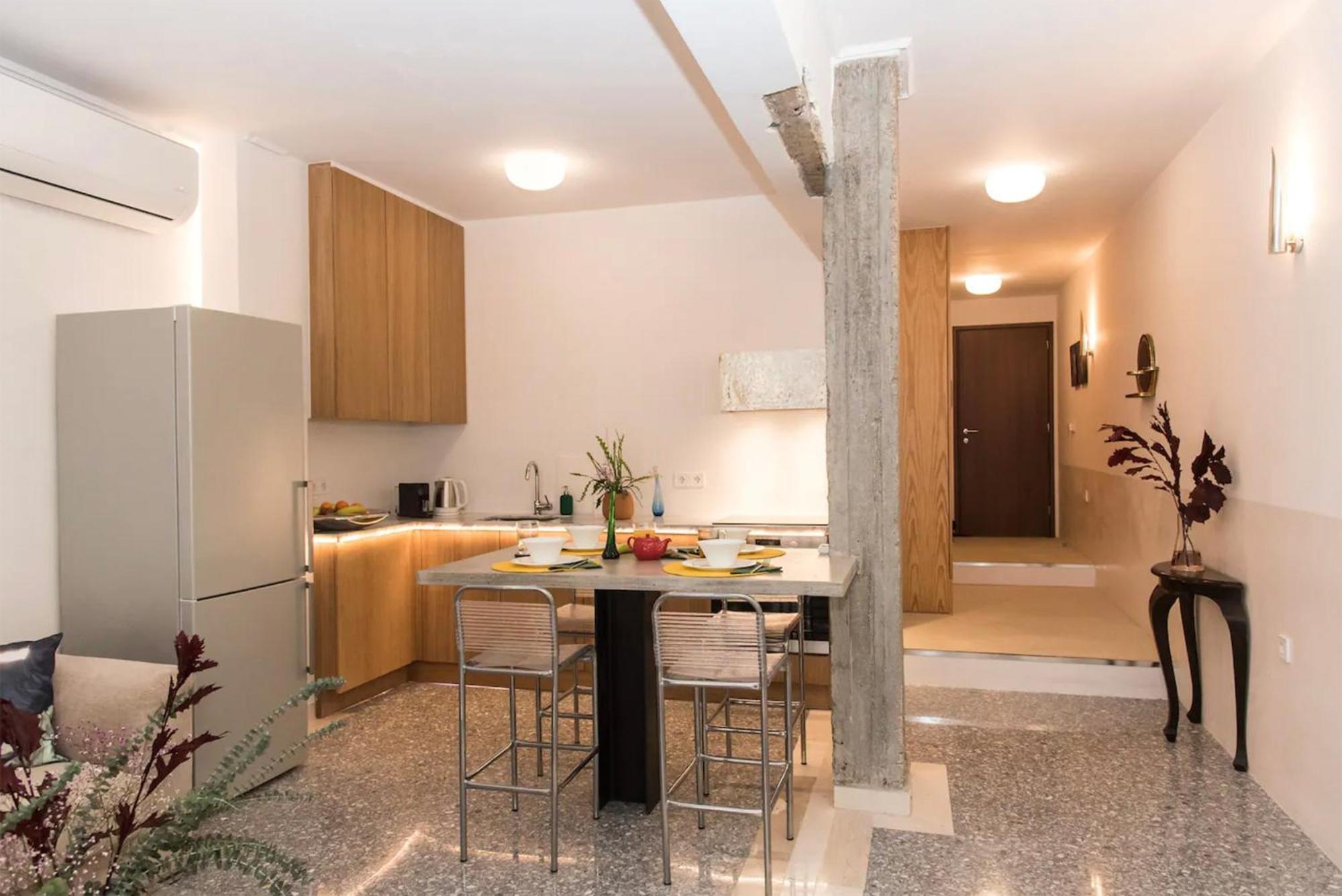 AM16 Suites Athens