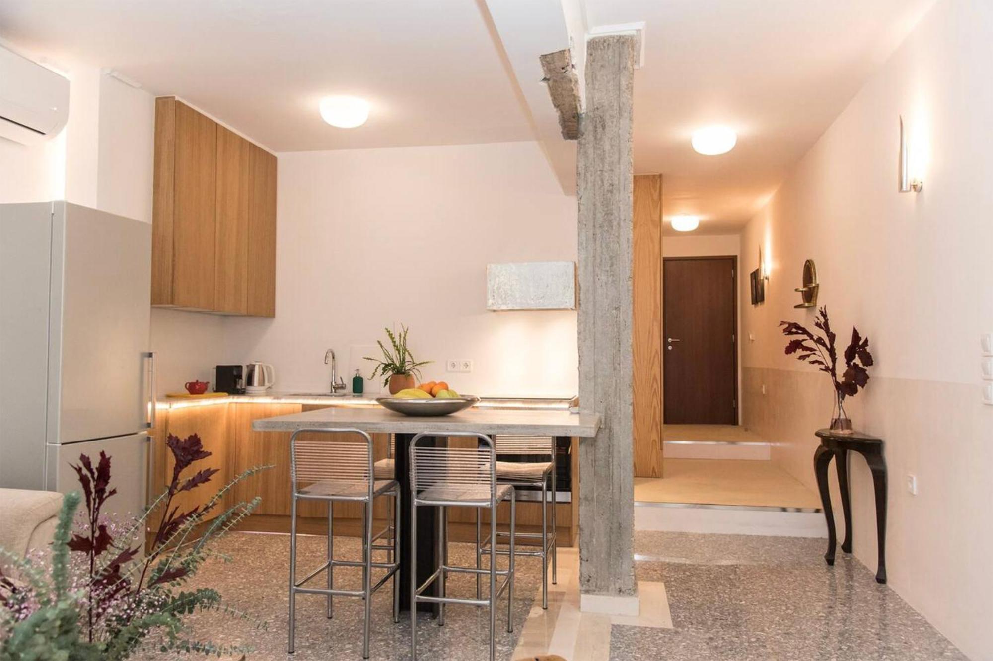 AM16 Suites Athens