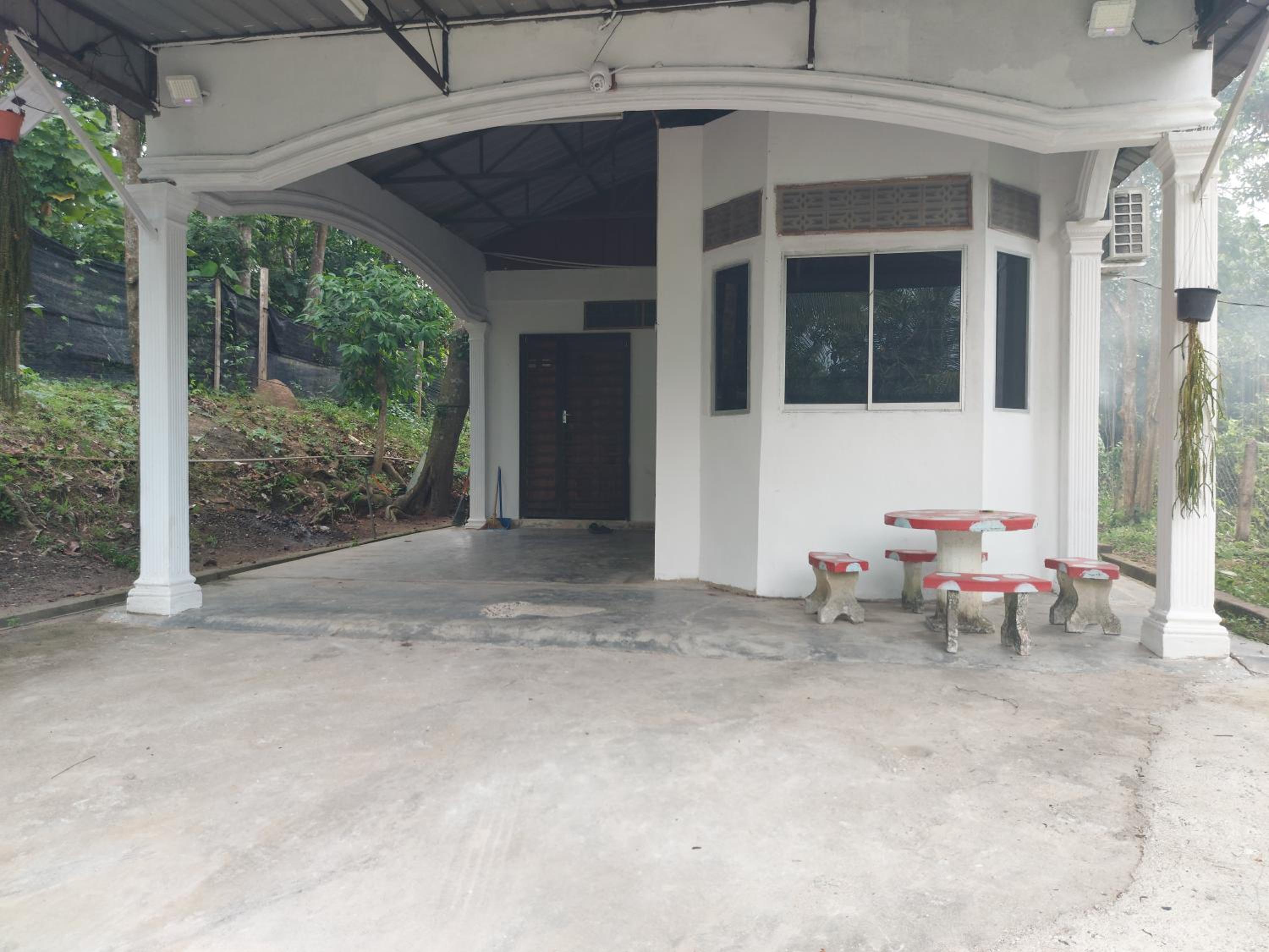 SEROJA HOMESTAY