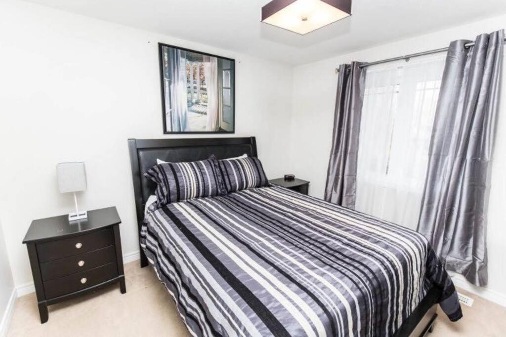 Beautiful Fallsview Home
