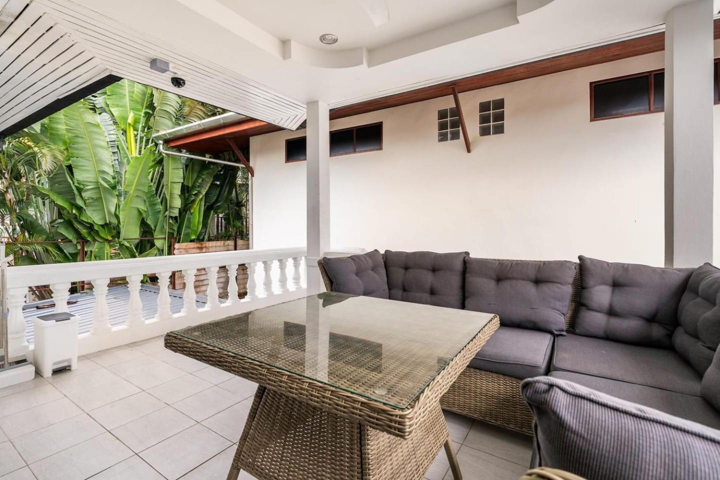 Kamala Fantasy 5 Bedroom Modern Private Pool Villa
