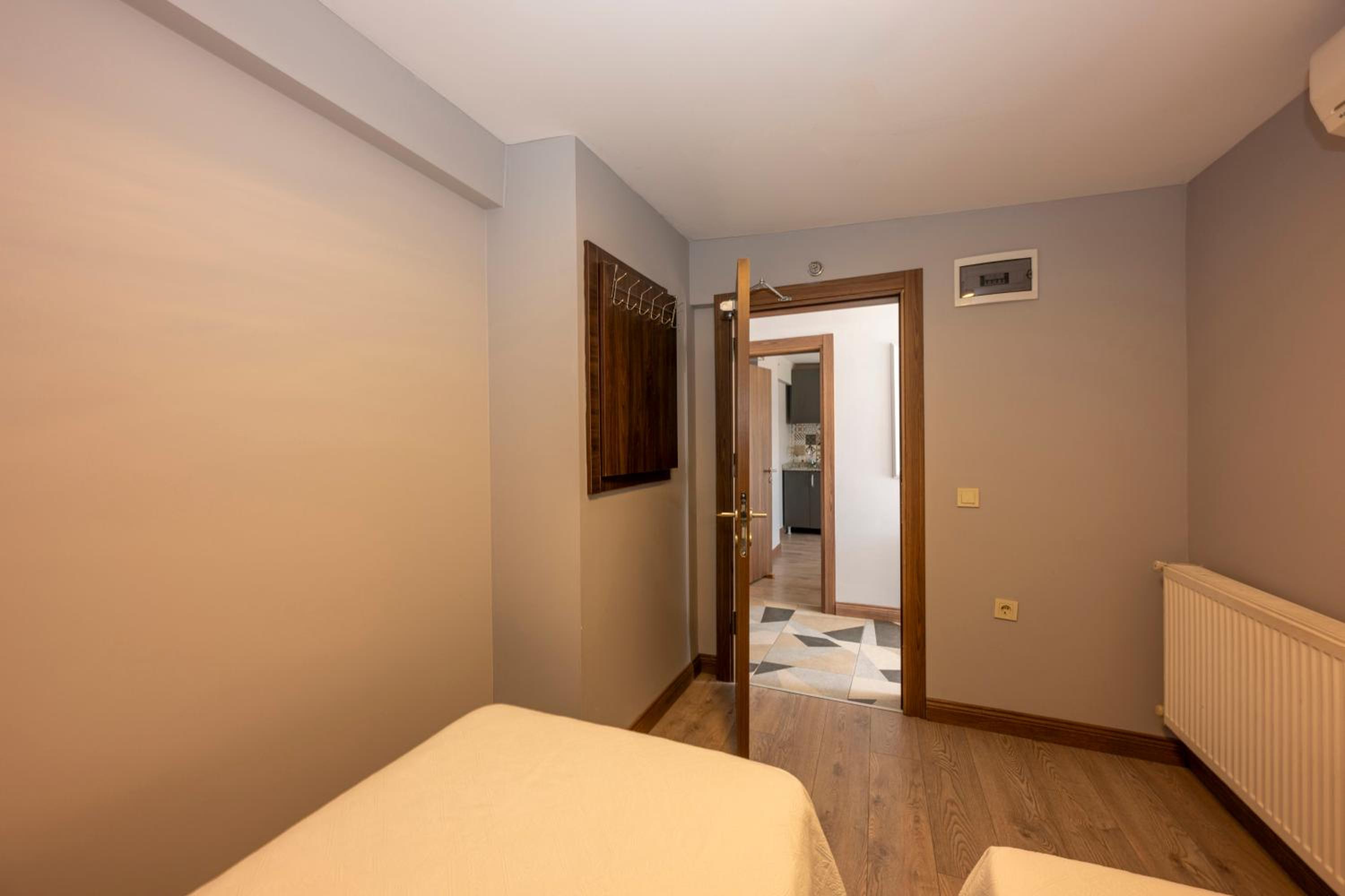 Comfort Suites Otel - Image 35