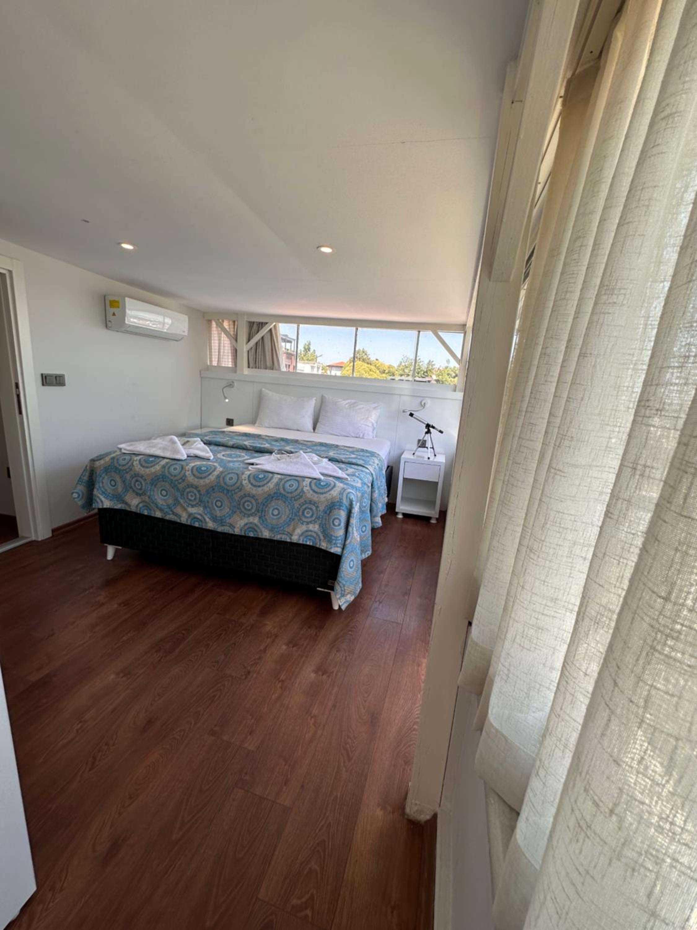 Hotel Antique - Image 82