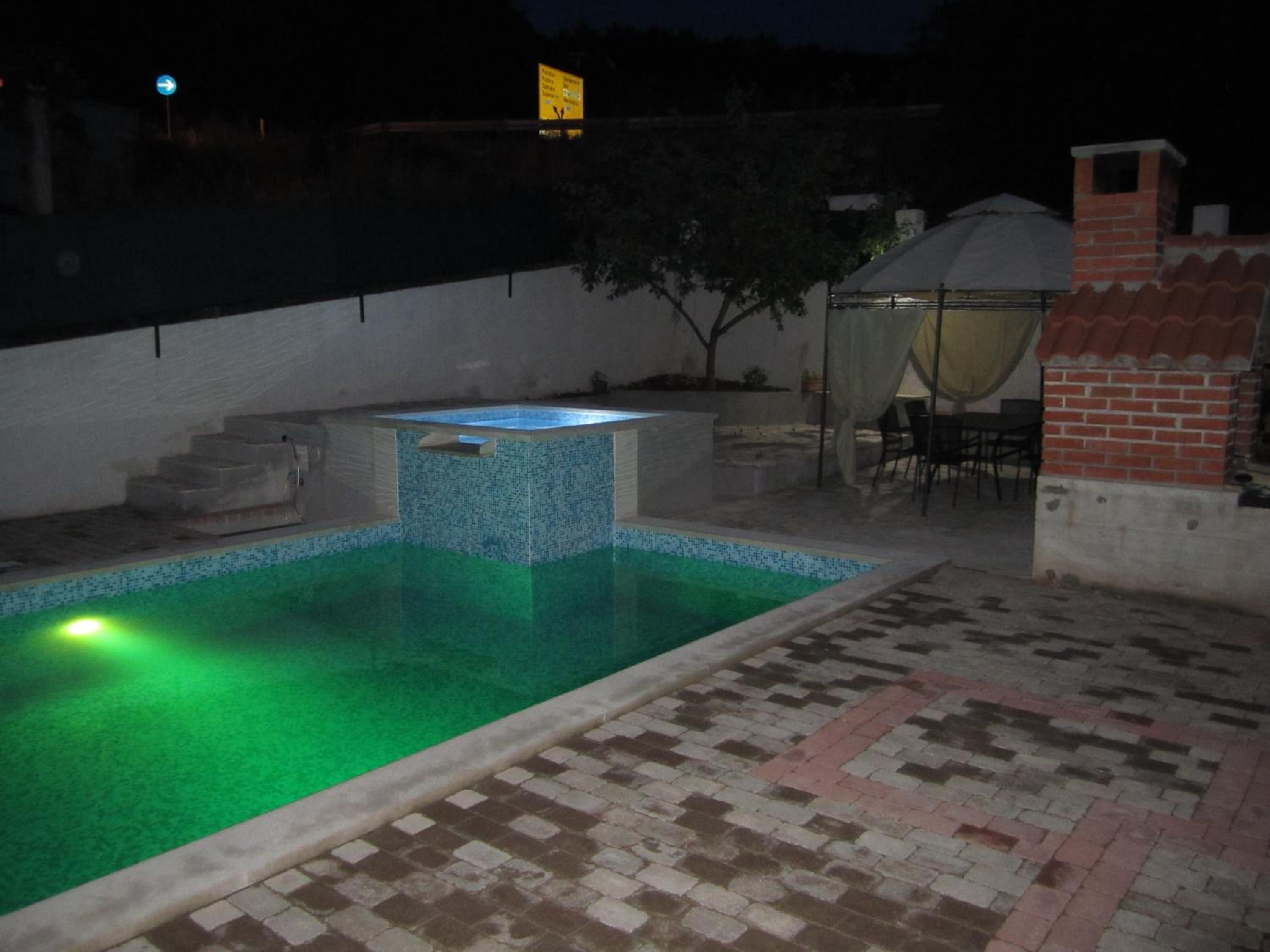 Apartments Nives