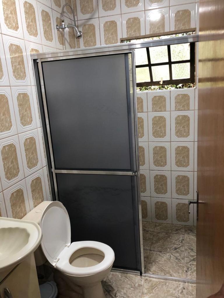 Chácara espaçosa e aconchegante em Juquitiba Sp