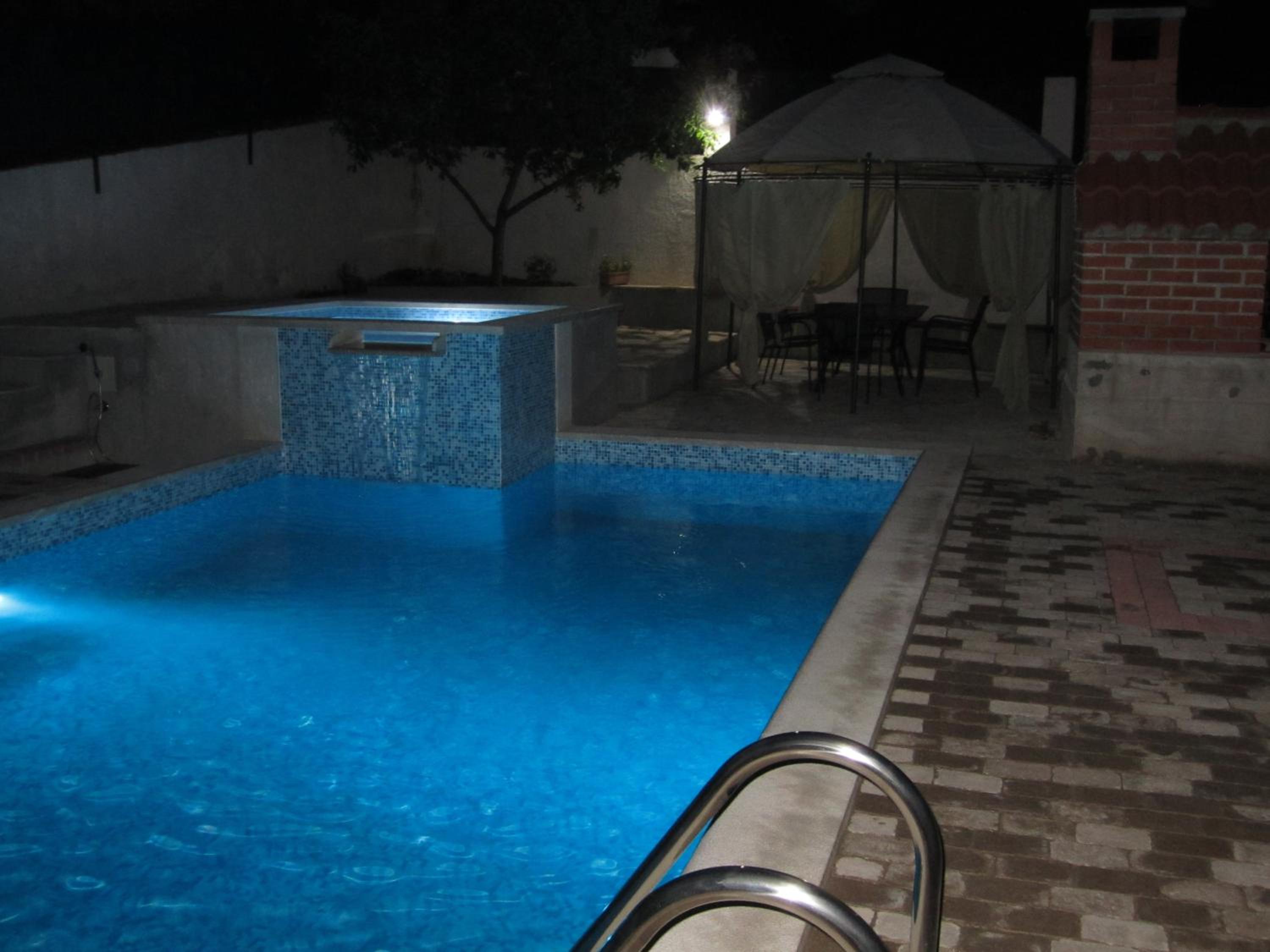 Apartments Nives