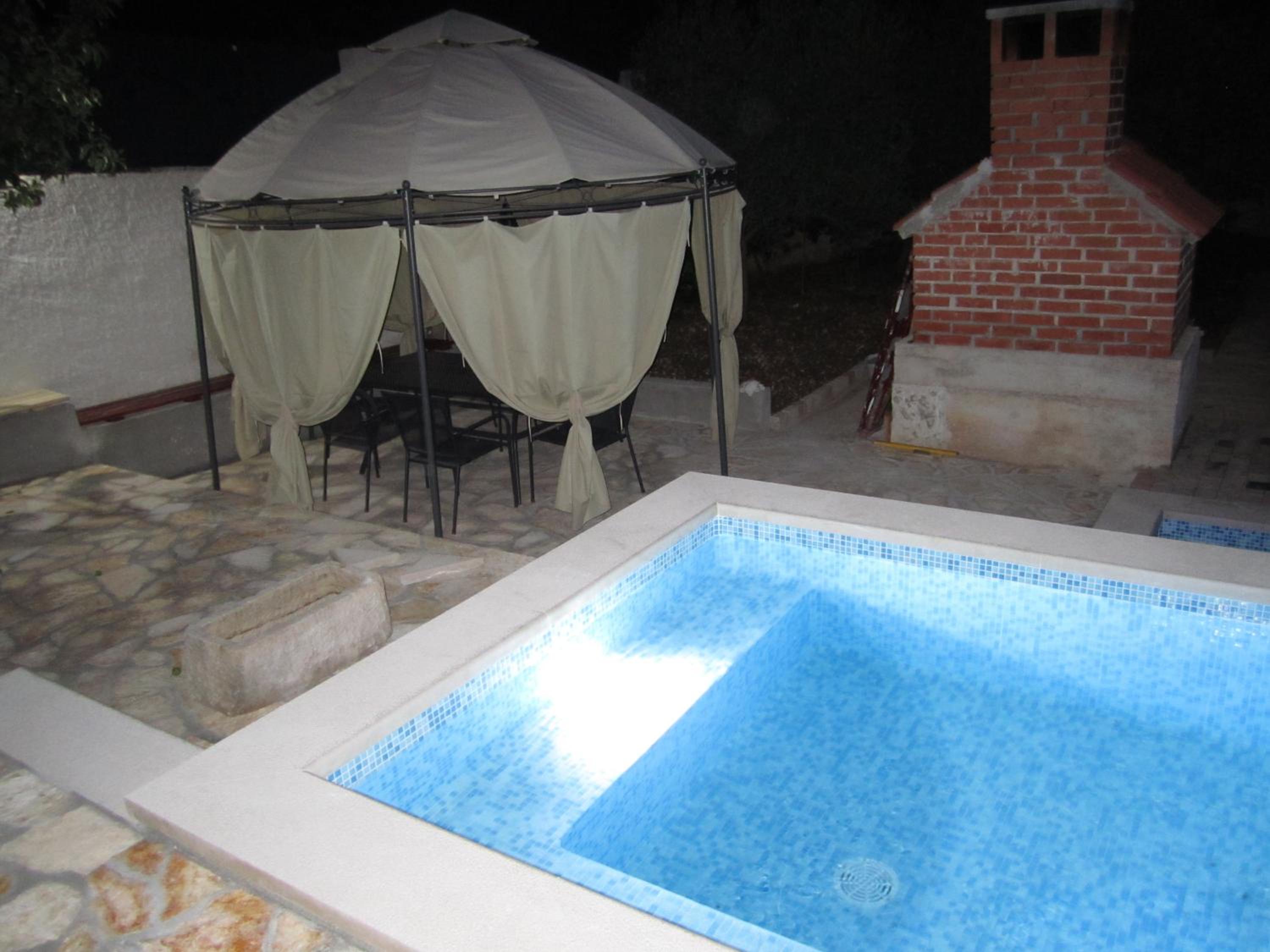 Apartments Nives