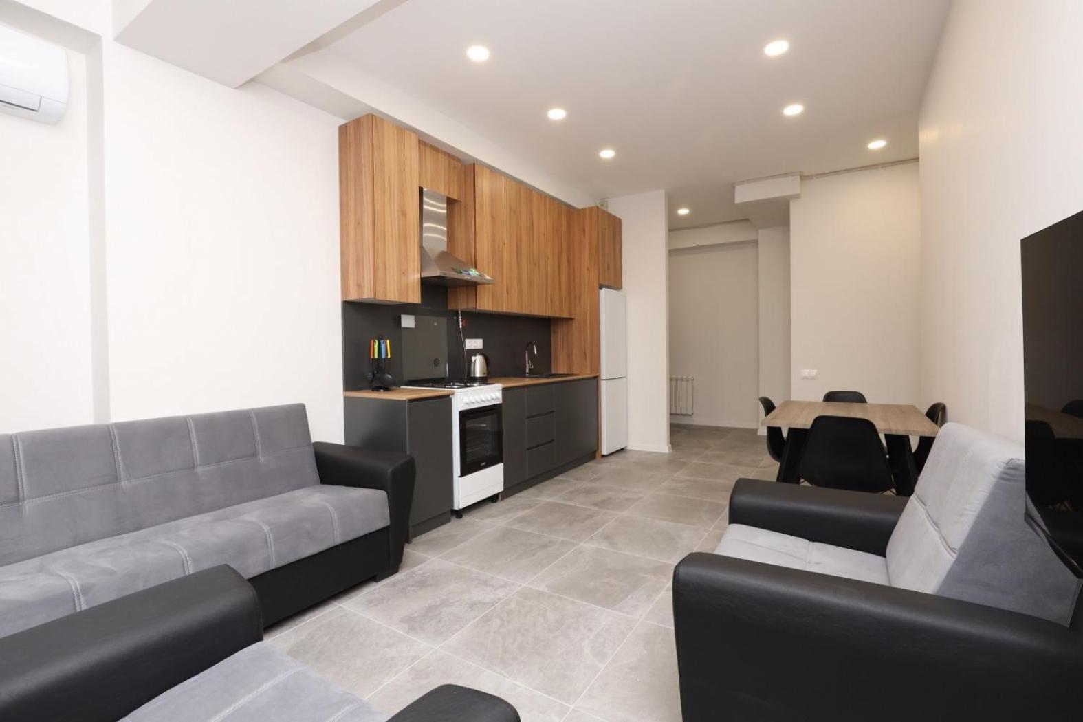 Apart-hotel on Saryan Str 26-3