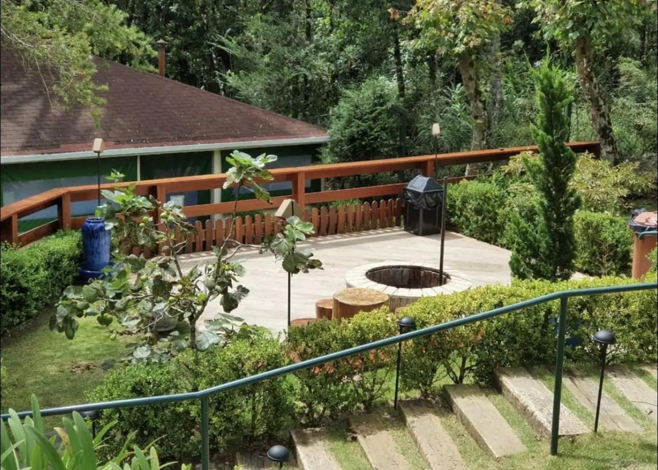 Apartamento Duplex Alto do Capivari