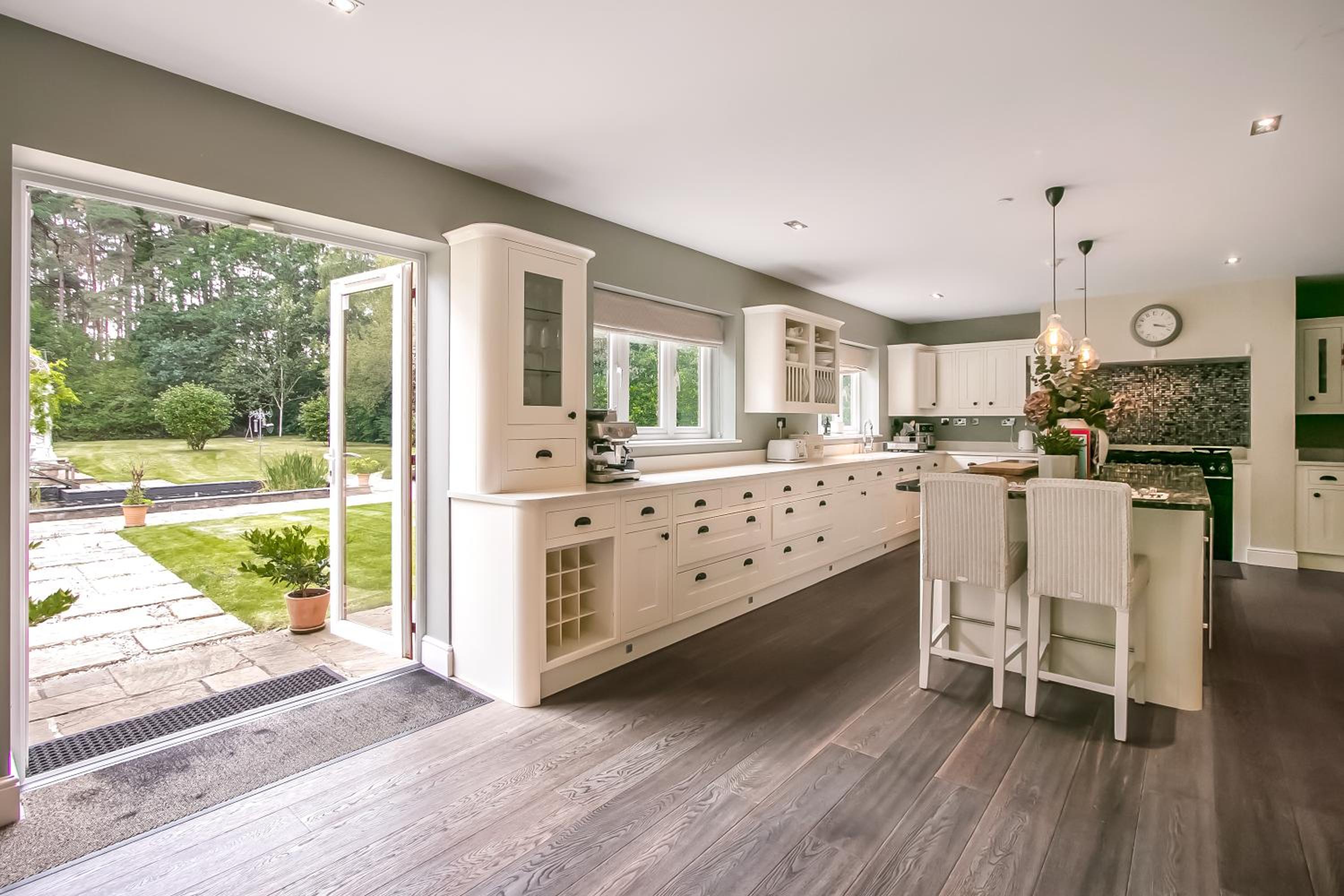 Scotsdale - exclusive family home