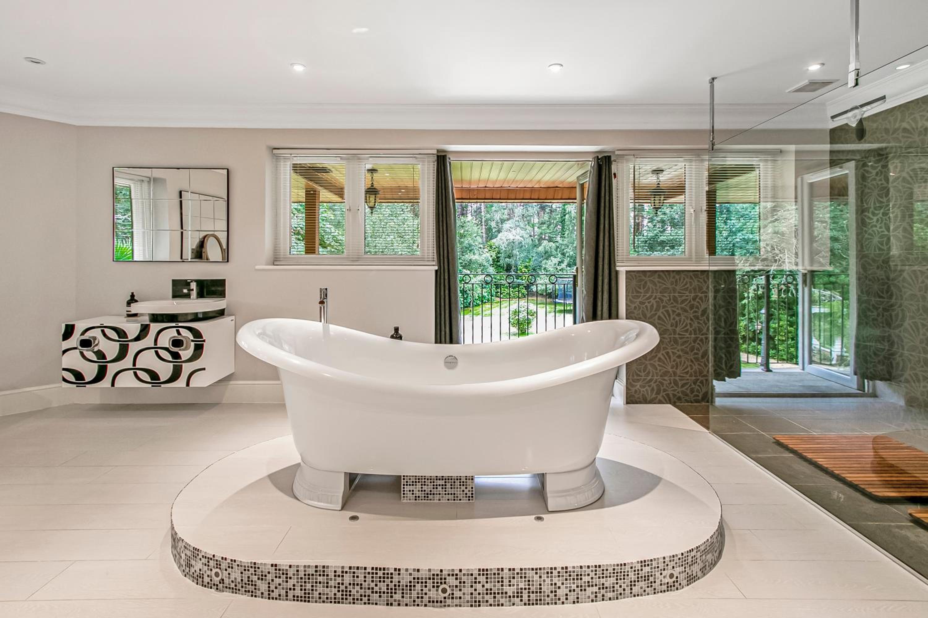 Scotsdale - exclusive family home