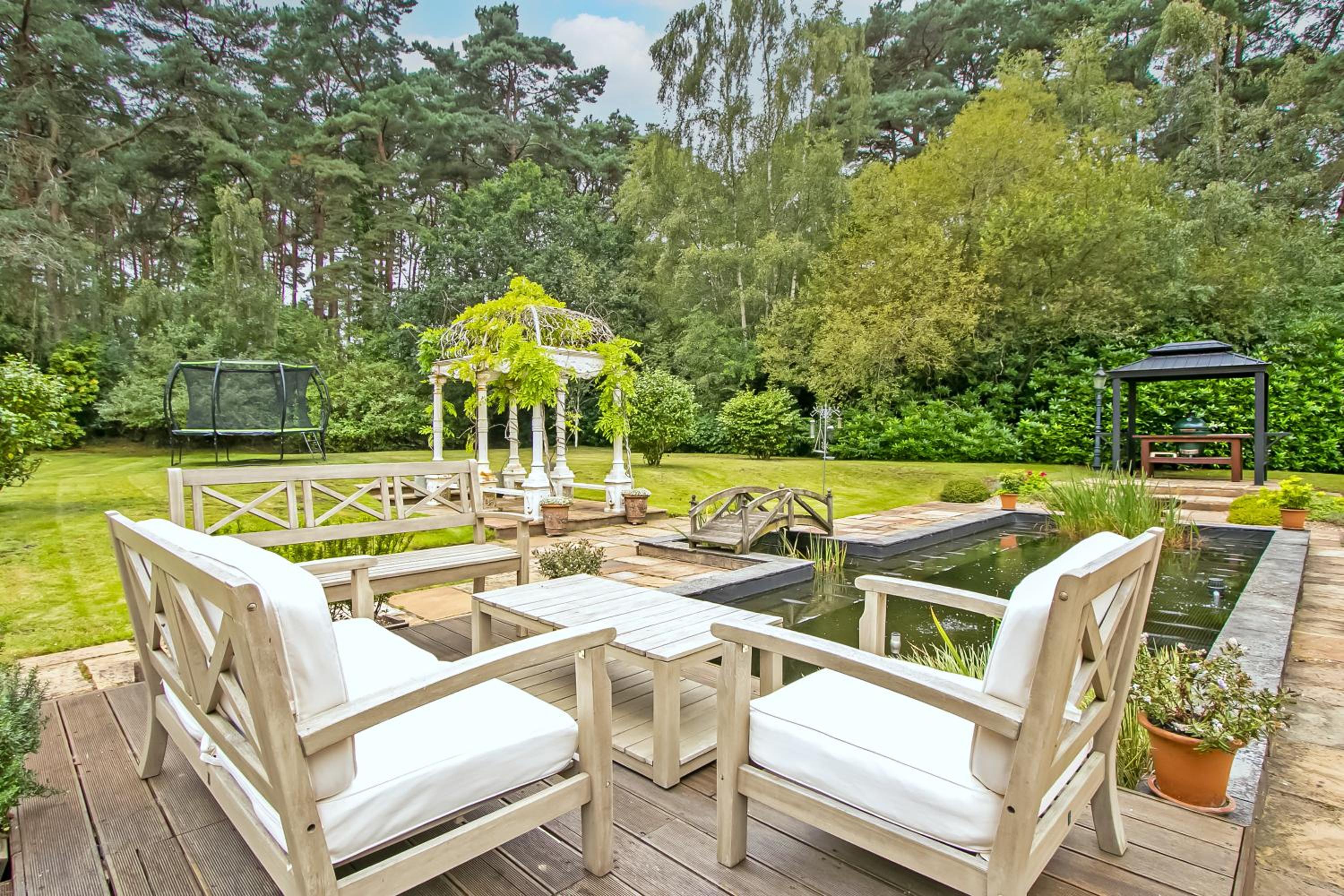 Scotsdale - exclusive family home
