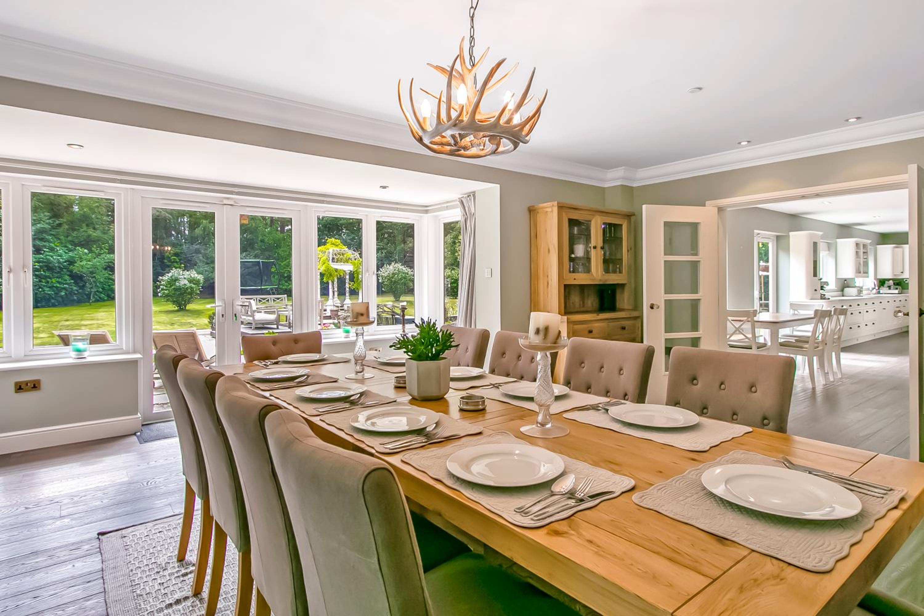 Scotsdale - exclusive family home