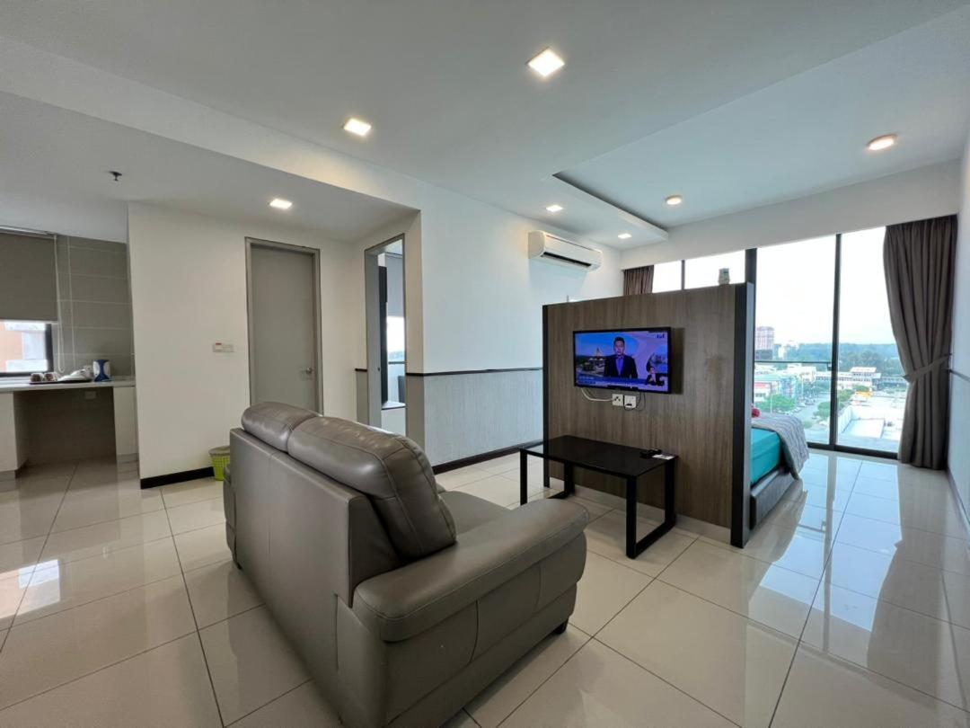 Private Residence Waterfront