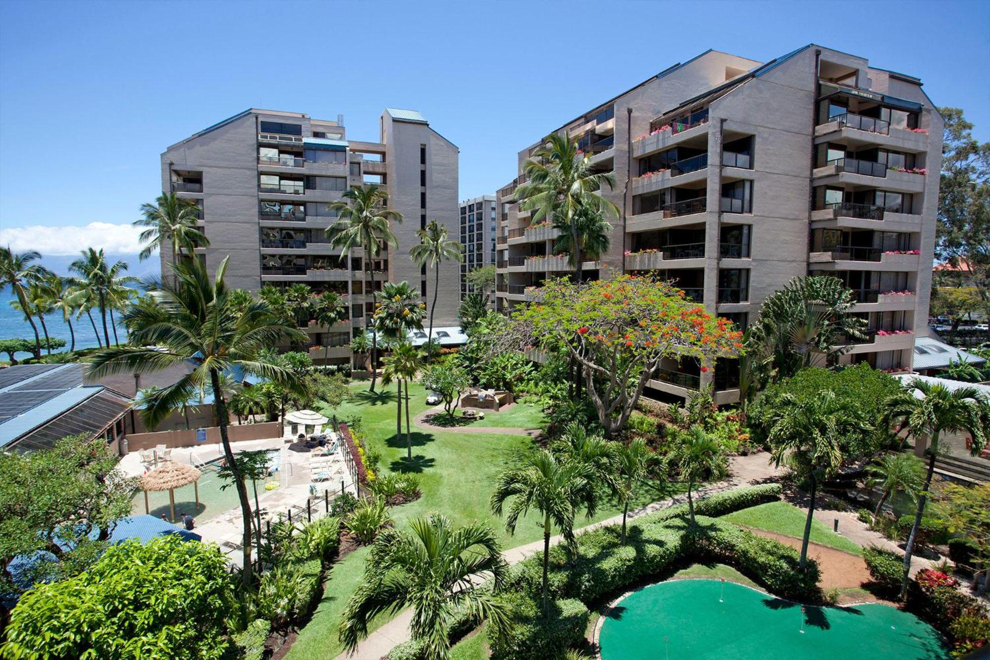 Maui Beachfront Resort Oasis view 2