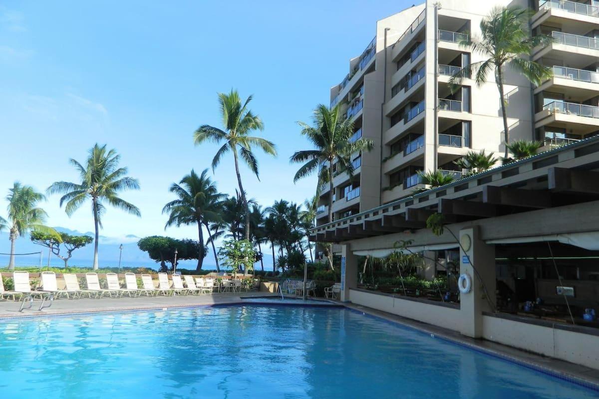 Maui Beachfront Resort Oasis view 3