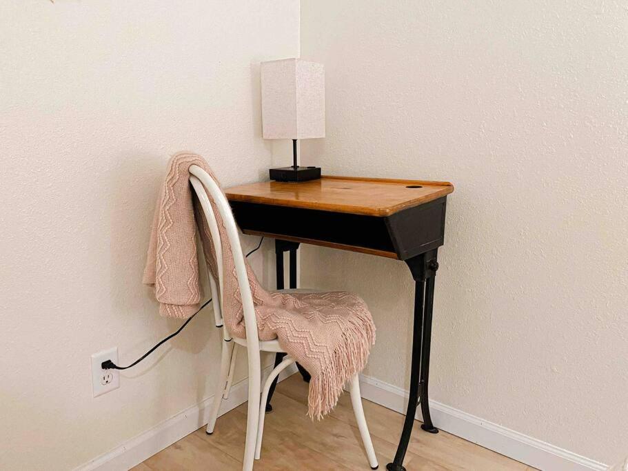 Simply Salem Cottage