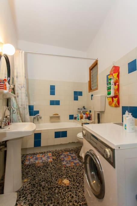 LESKA APARTMENT IN ARGYROUPOLI