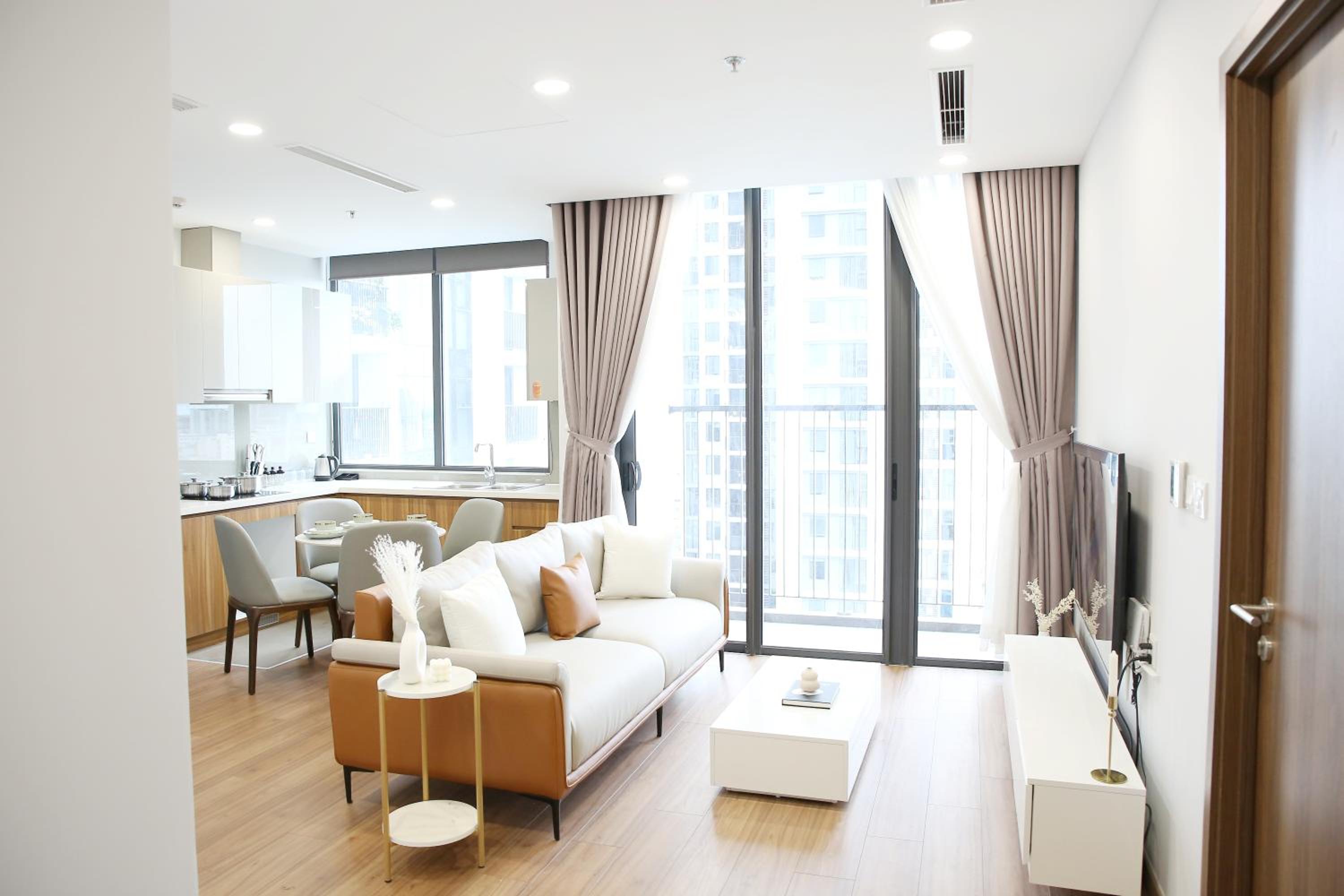 Luxury 2BR Condo in District 7