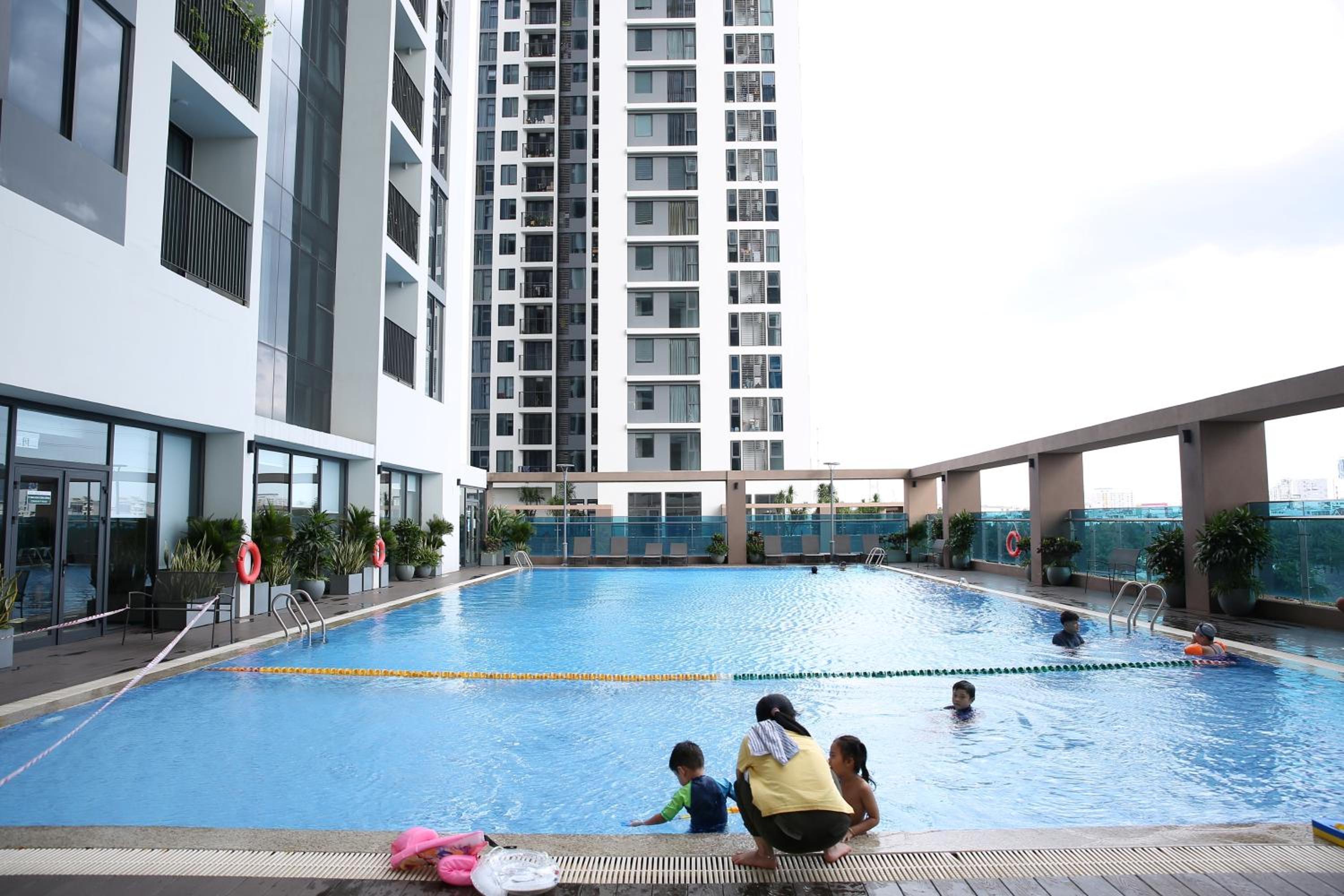 Luxury 2BR Condo in District 7