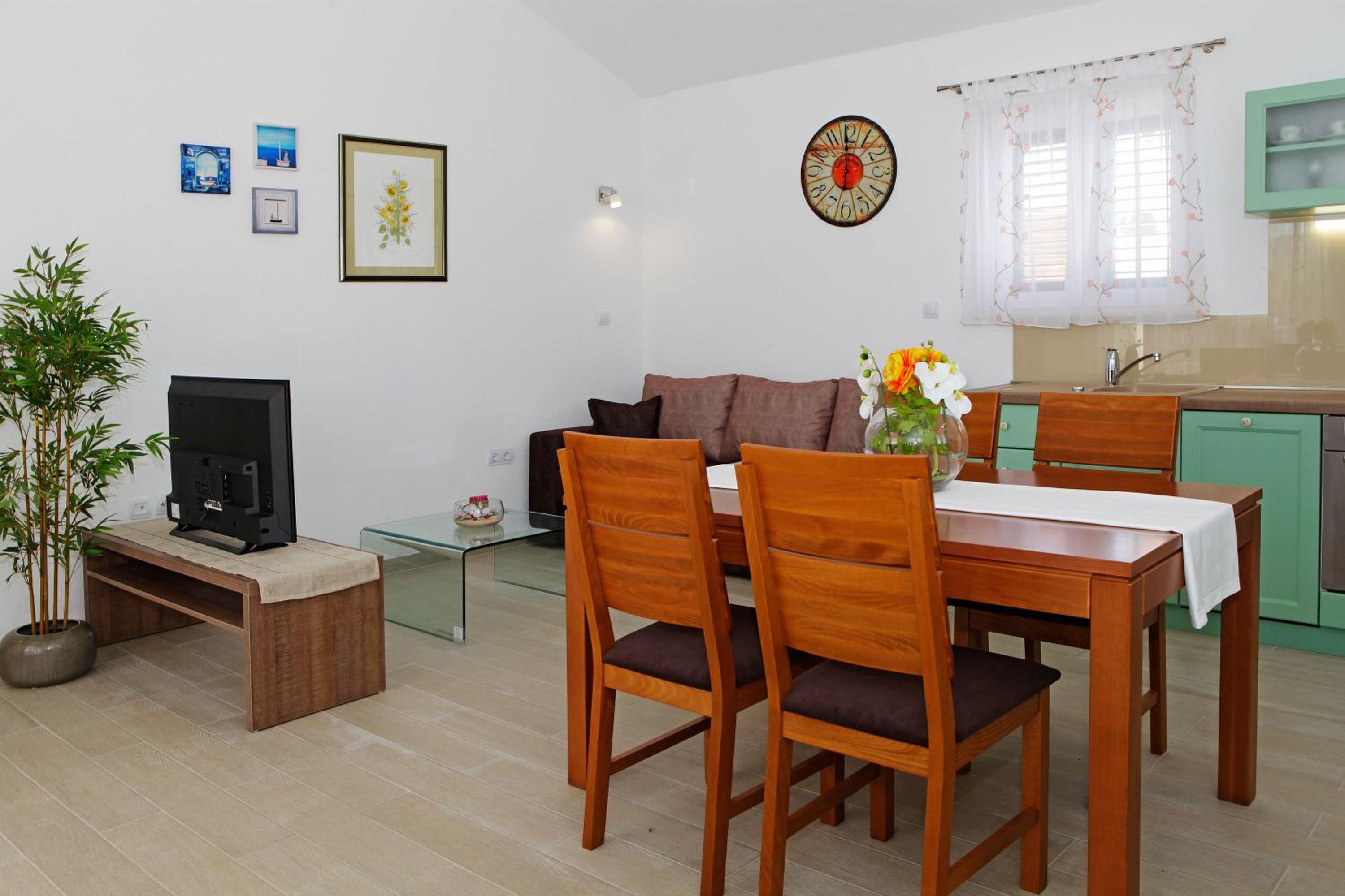 Robinzon Villa Zavala view 2