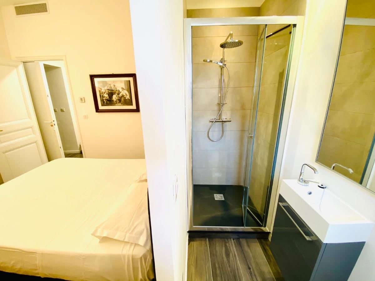 Charming 2 bedroom apartment in the centre of Cannes photo 4