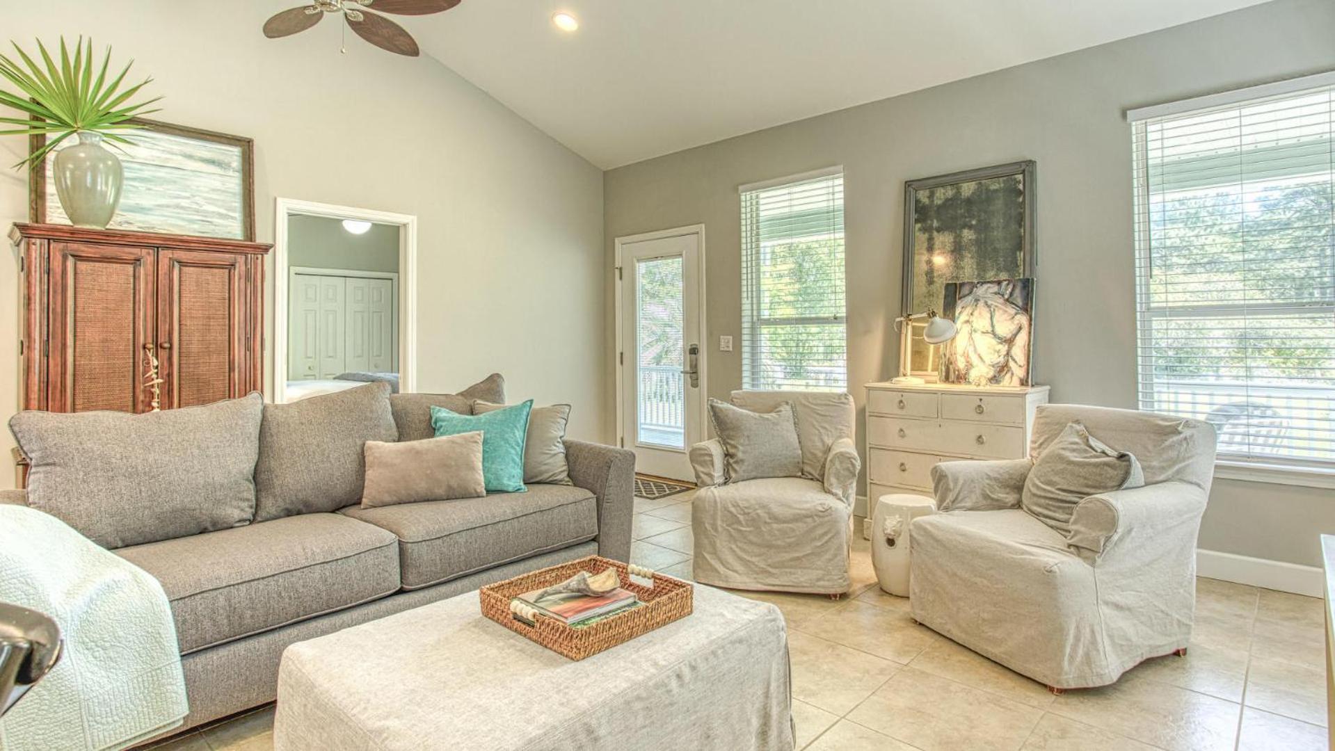 Flip Flop Cottage - Great rates and dog friendly with additional pet fee view 2