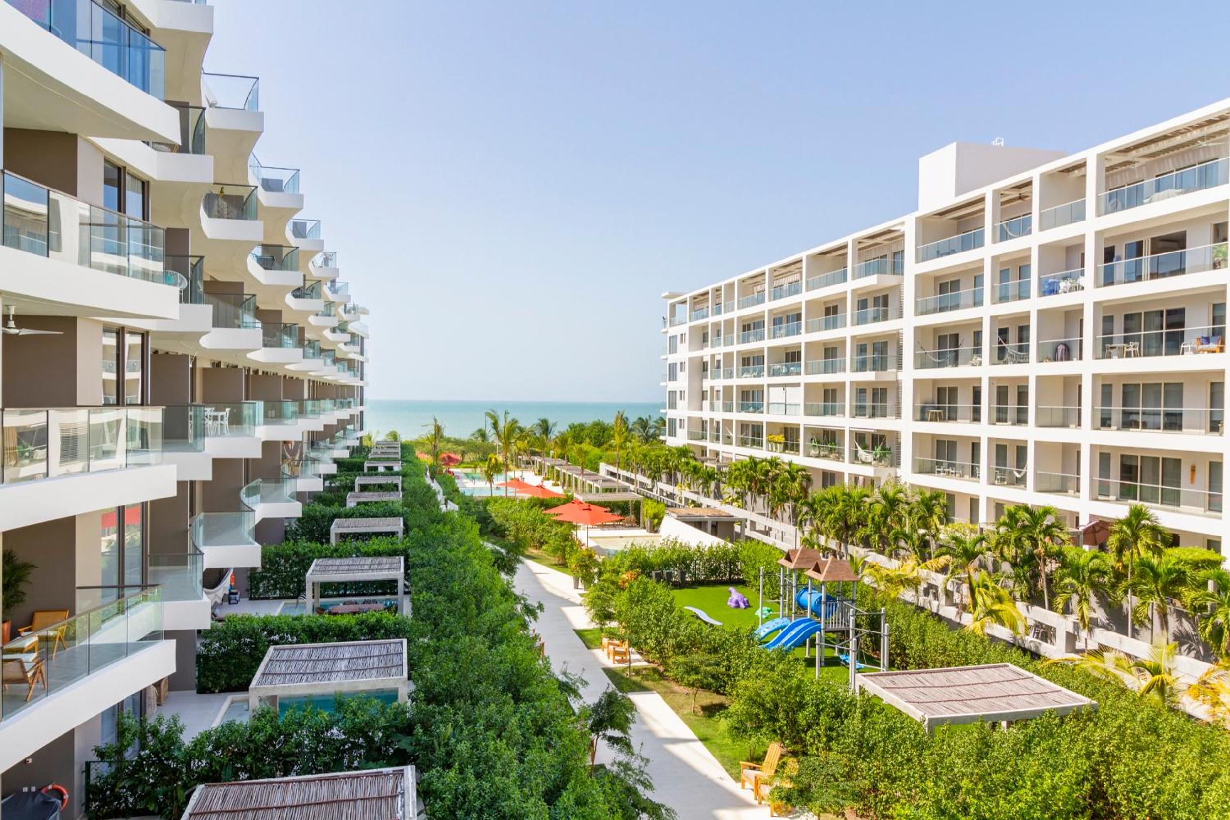 Apto 2 habitaciones Piscinas Frente a la playa en Cartagena