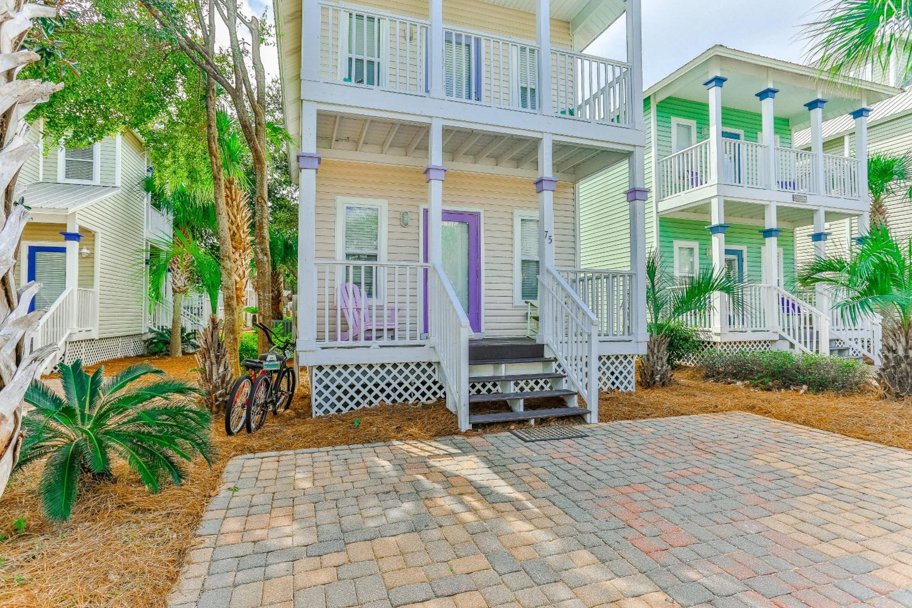 Pops Place - COZY Cottage that is Close to the Beach view 2