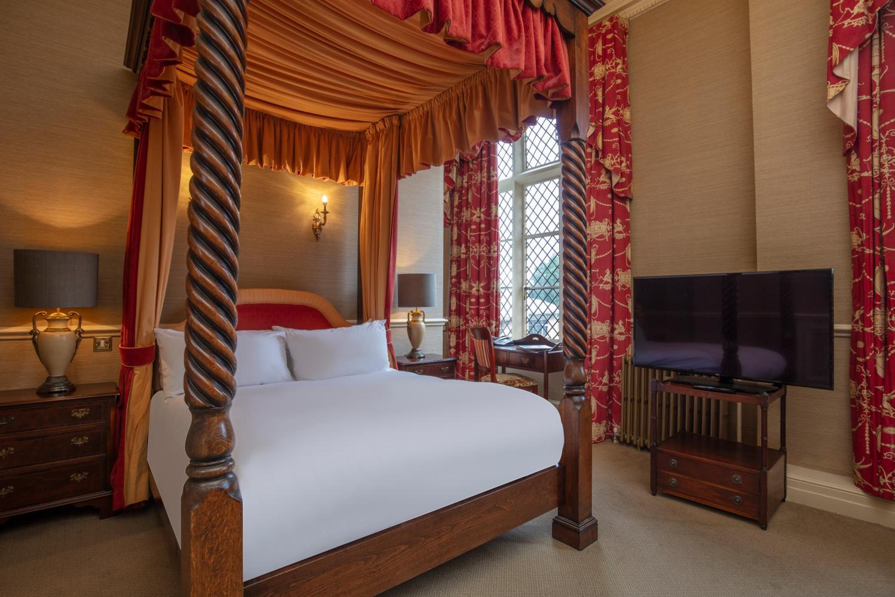Crewe Vacations - Crewe Hall Hotel  Spa - Cheshire - Property Image 13