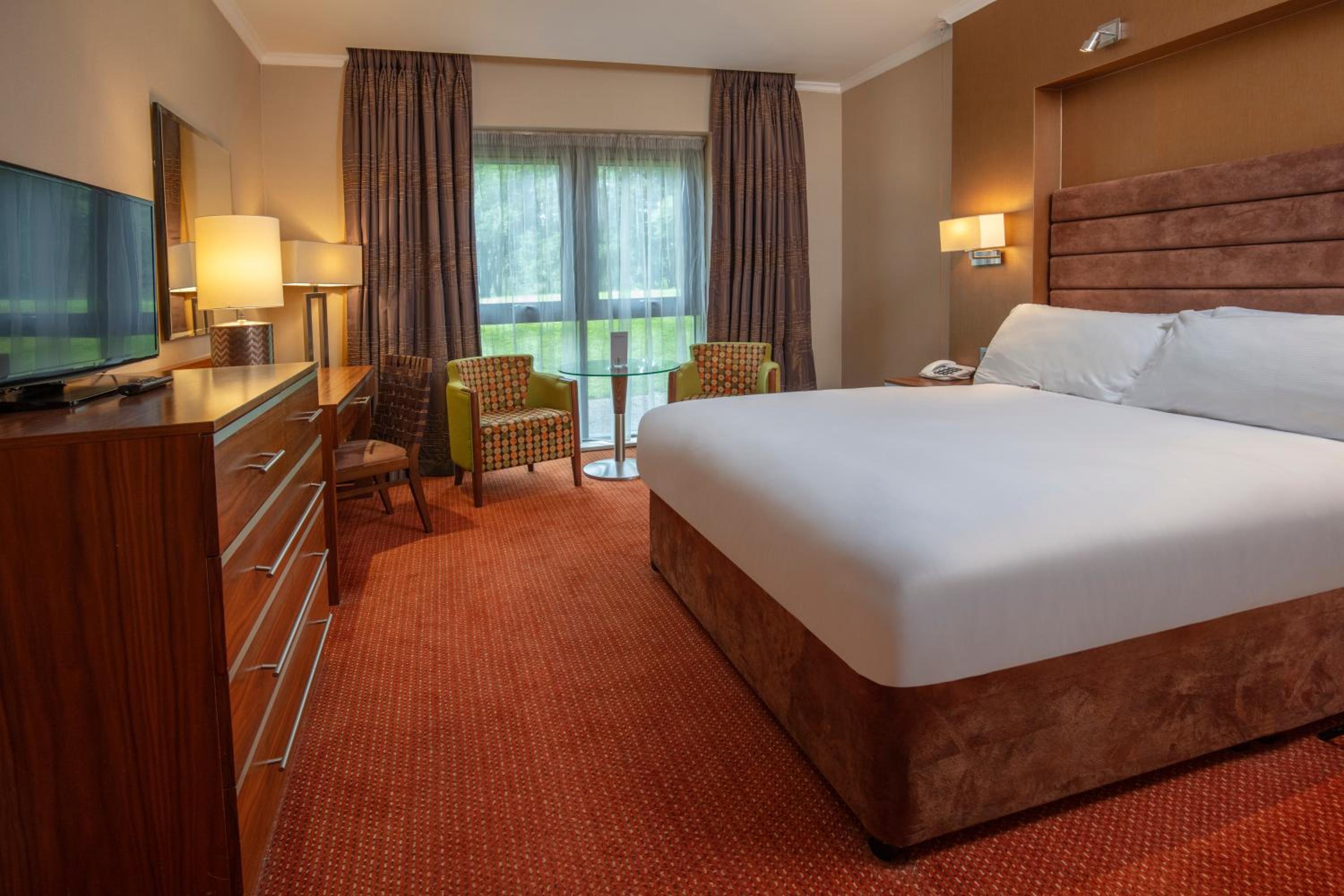 Crewe Vacations - Crewe Hall Hotel  Spa - Cheshire - Property Image 4
