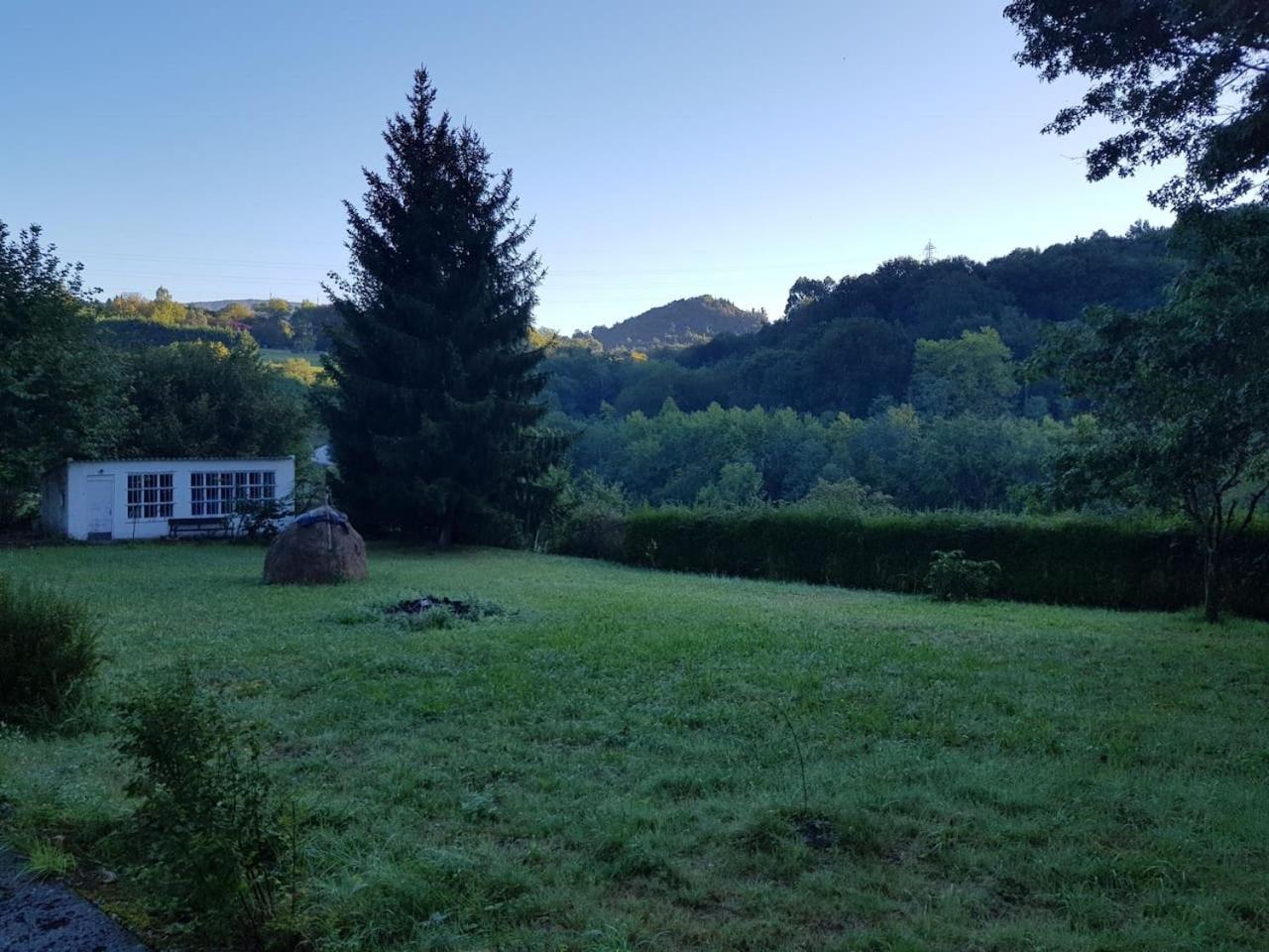 Casa Lekutxoa con amplio jardín cerca de San Sebastián