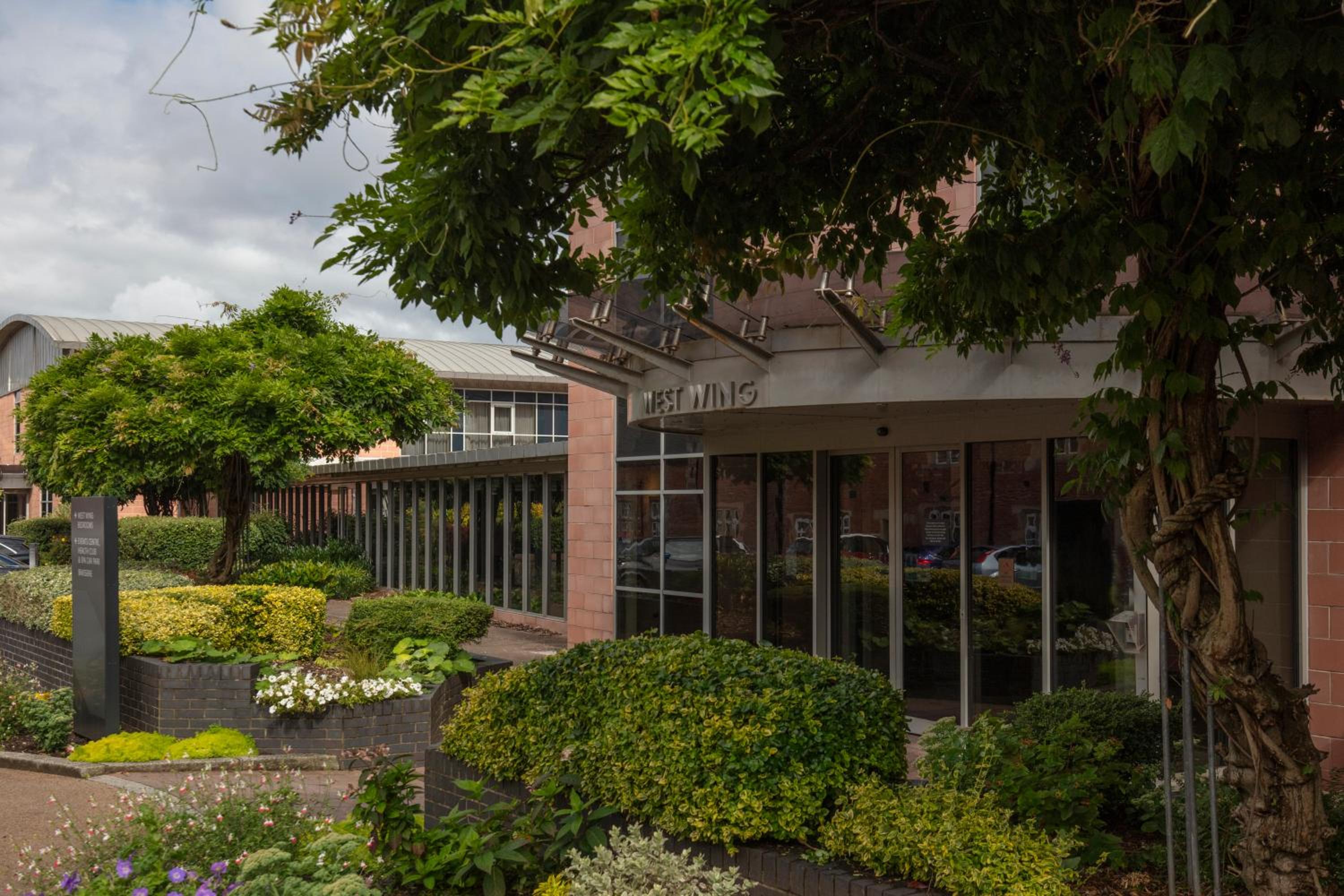 Crewe Vacations - Crewe Hall Hotel  Spa - Cheshire - Property Image 23
