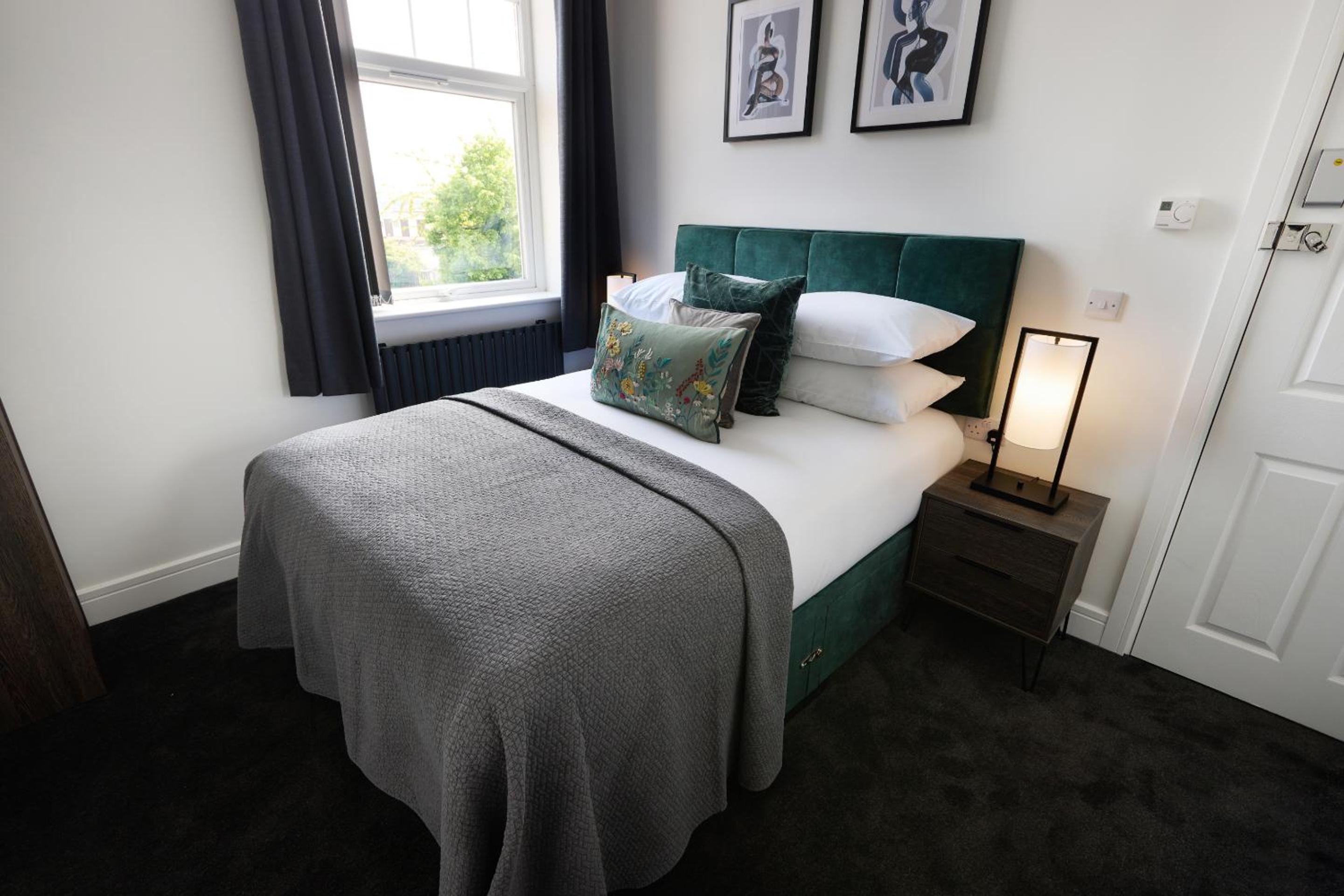Walsall Vacations - The Woden Boutique Hotel Walsall M6 J9 - Property Image 5