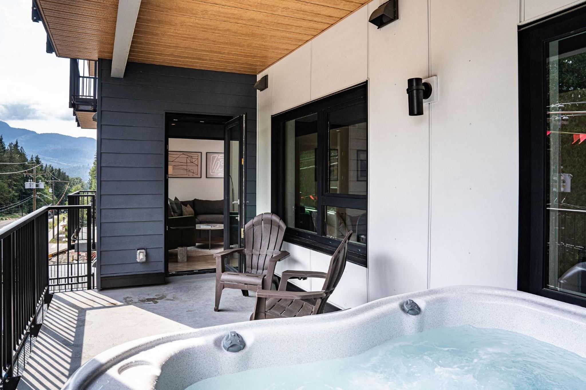 Hotel Serenity Now By Revelstoke Vacations