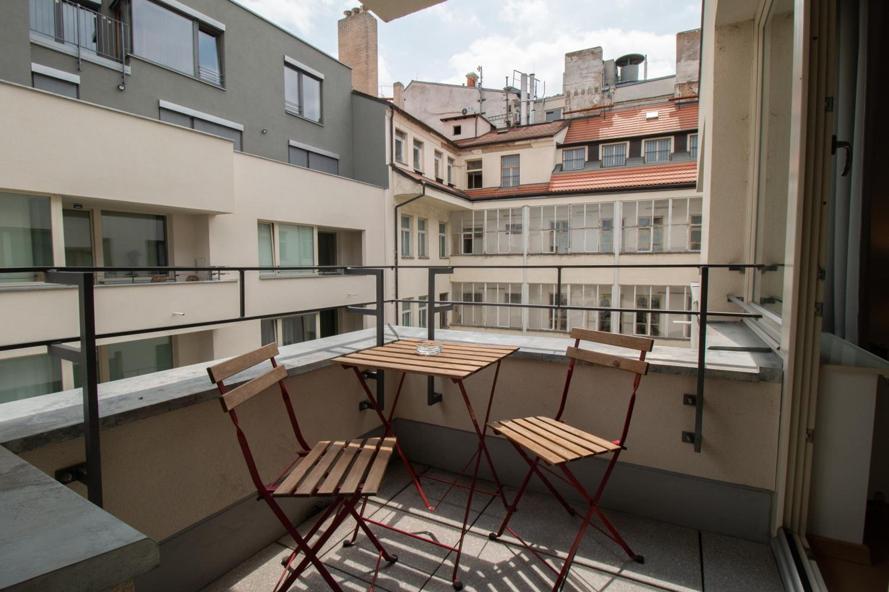 Stay Inn Apartments Krakovska