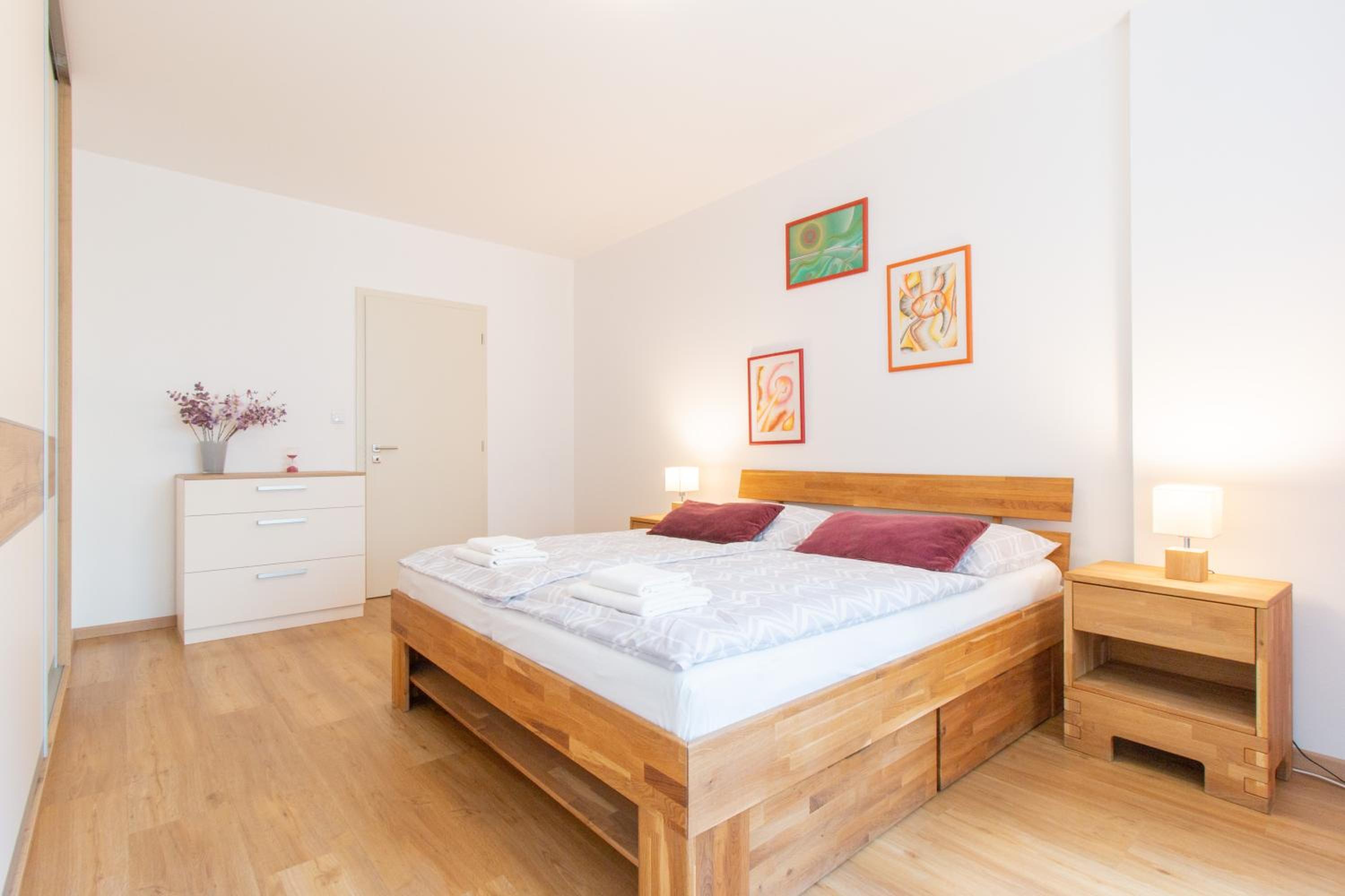 Stay Inn Apartments Krakovska