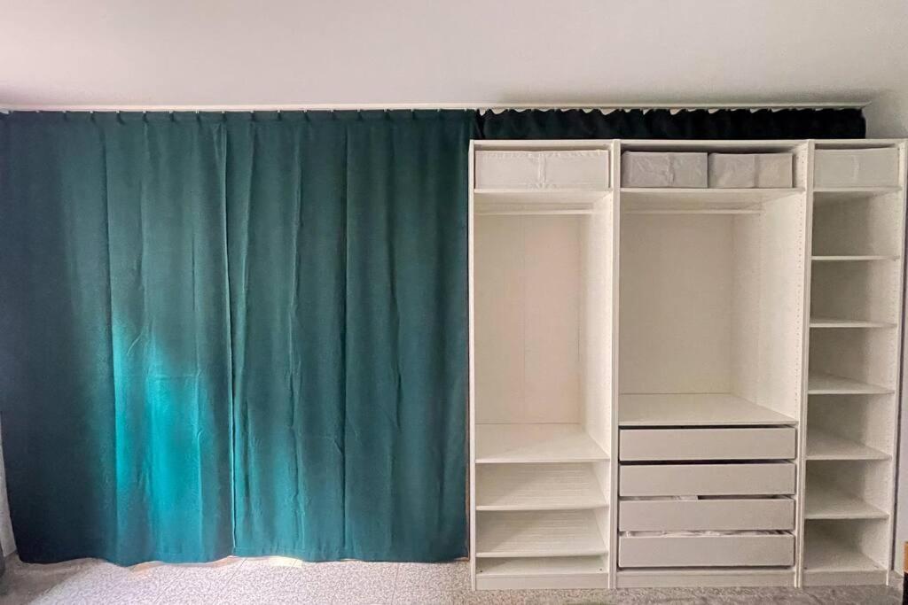 Modern City Apartment l Netflix l fast wifi l Xbox