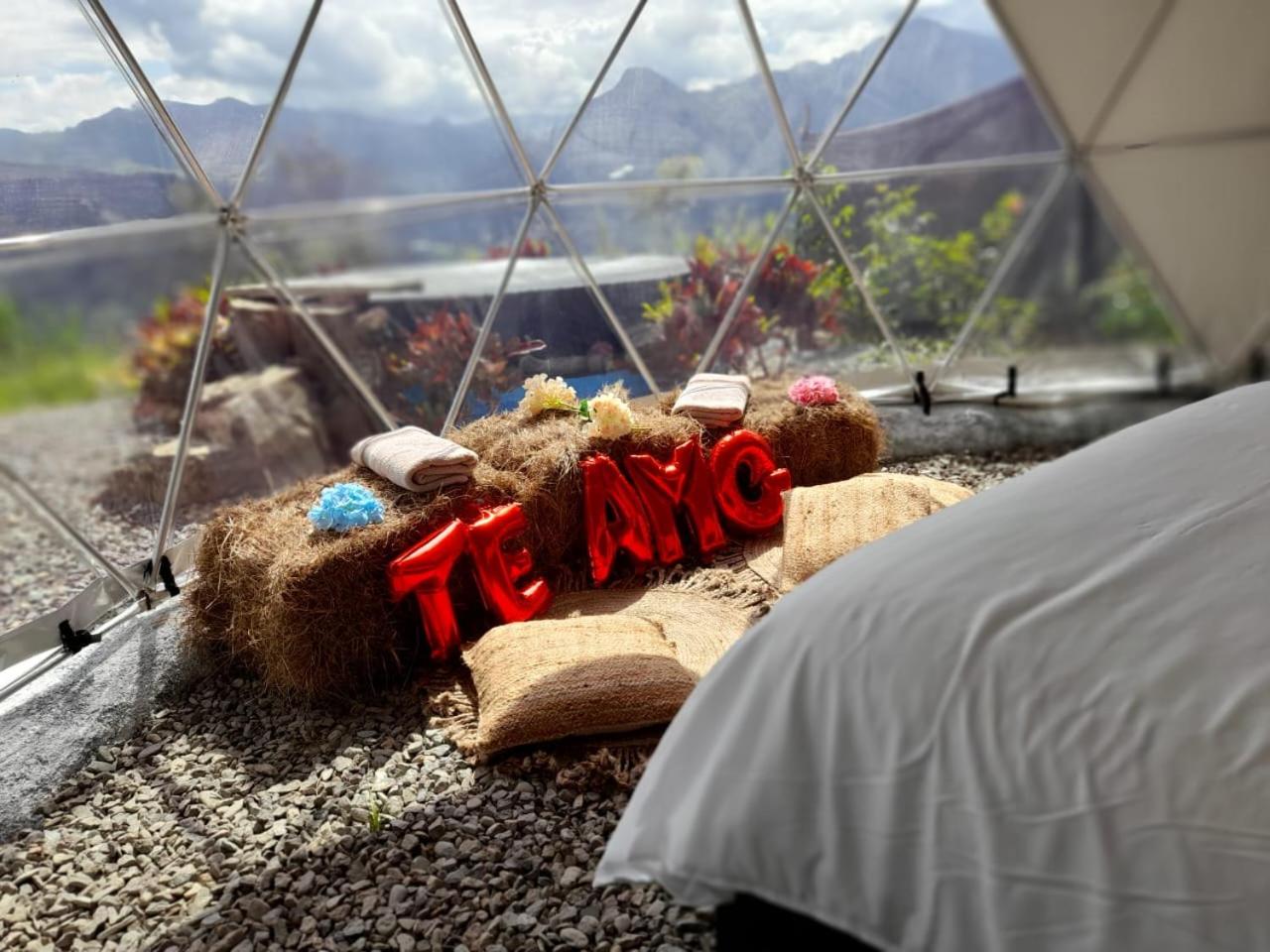 IslaMontaña Glamping view 5
