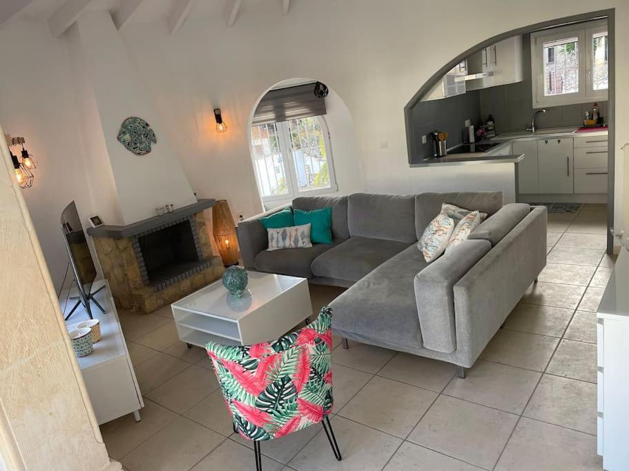 CASA SERENITA charming villa with swimming pool