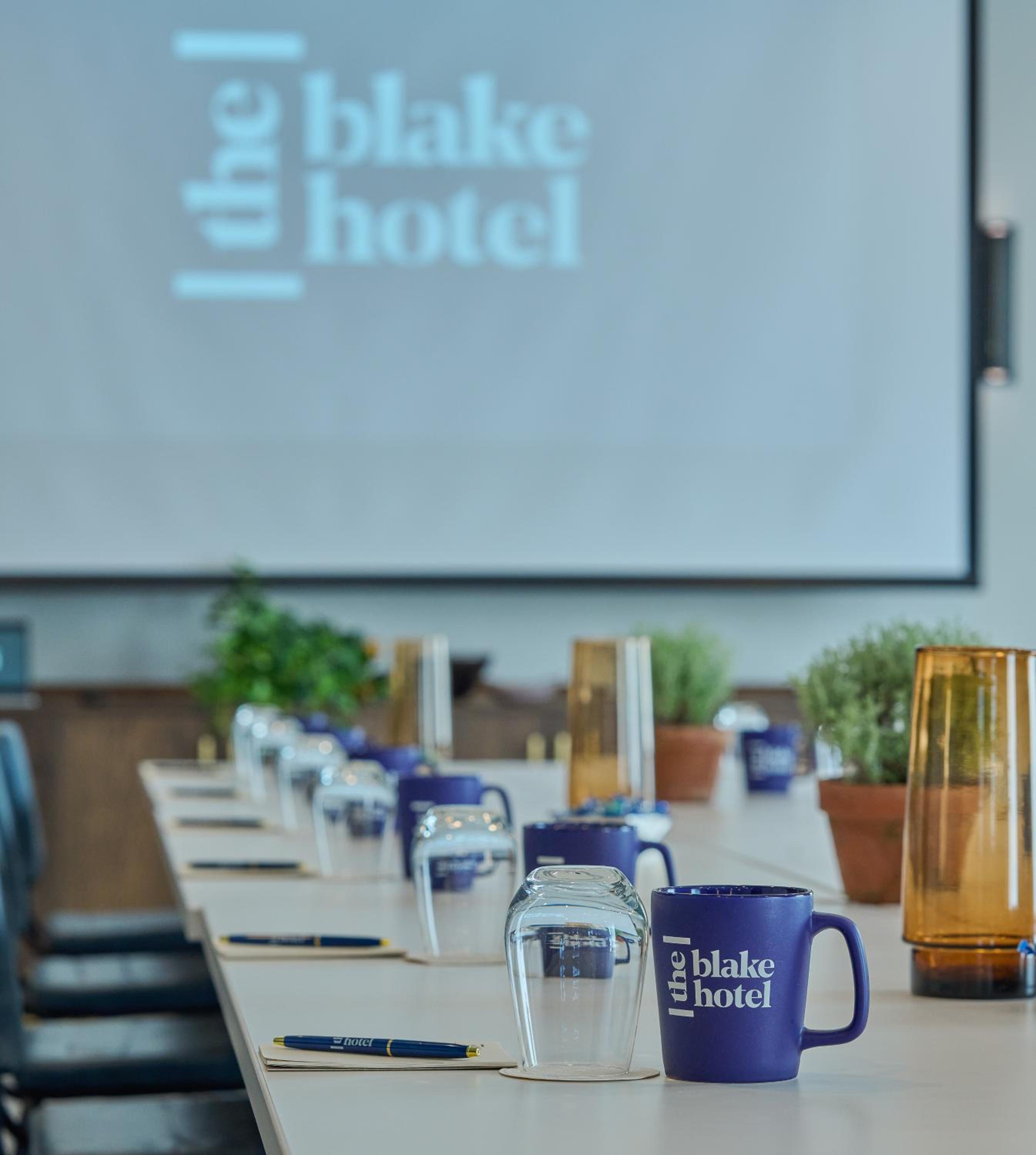 New Haven Vacations - The Blake Hotel - Property Image 23