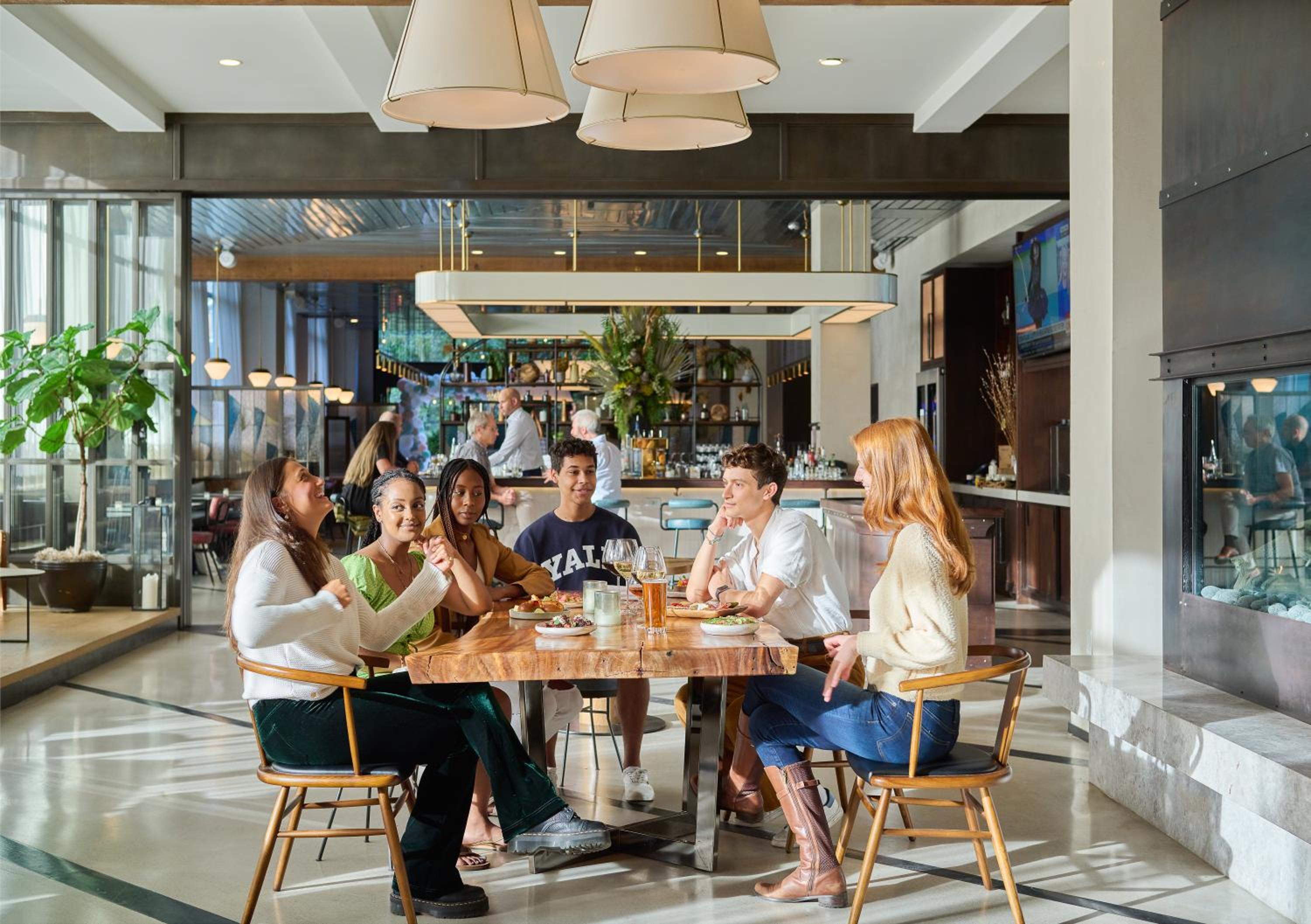 New Haven Vacations - The Blake Hotel - Property Image 20