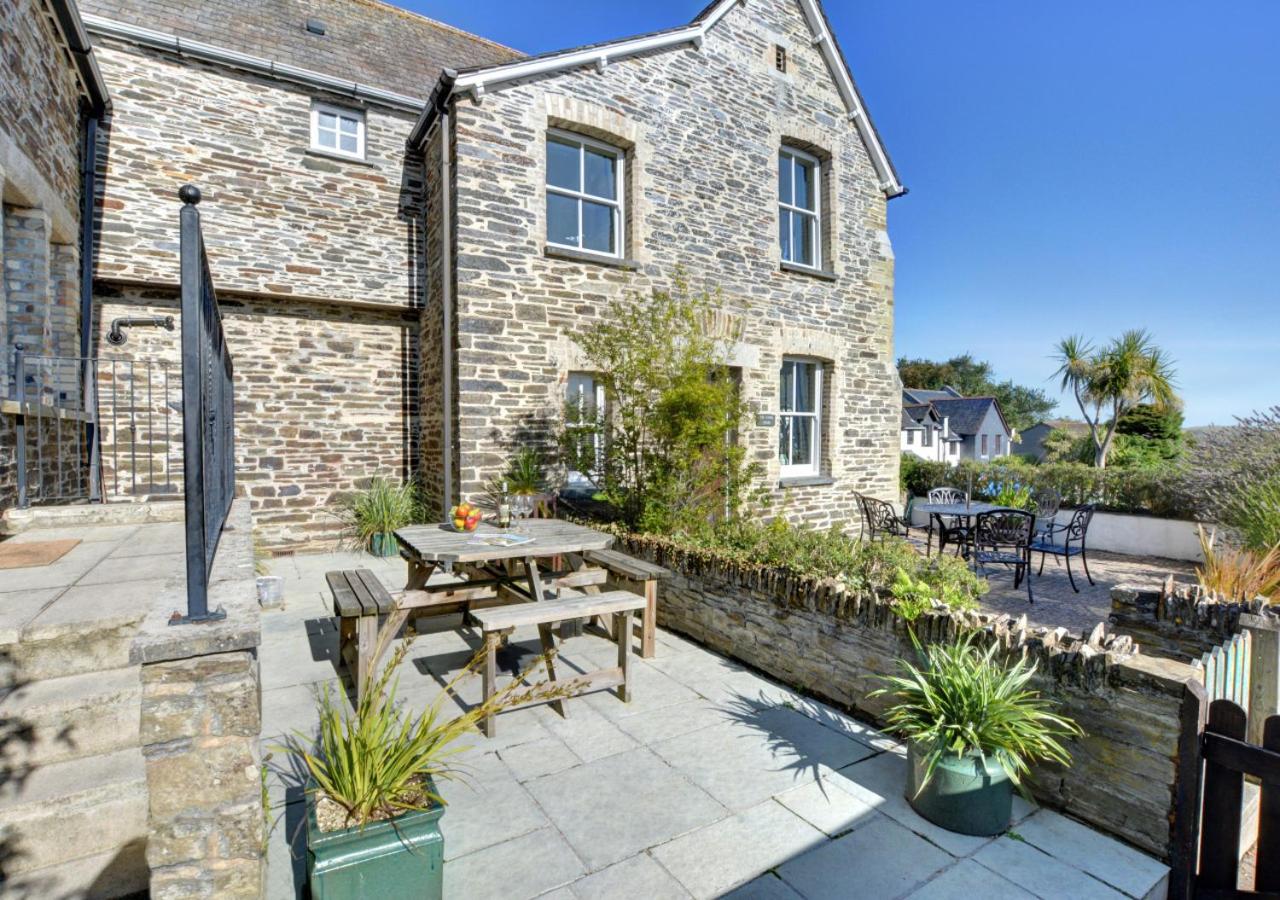 4 Bed in Padstow oc-p00011