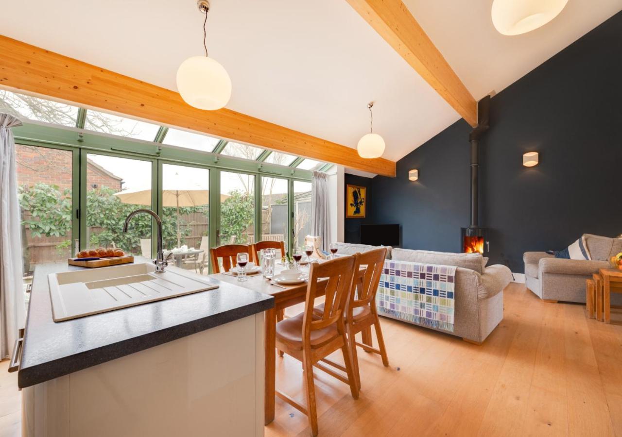 2 Bed in Holt oc-2274 view 3
