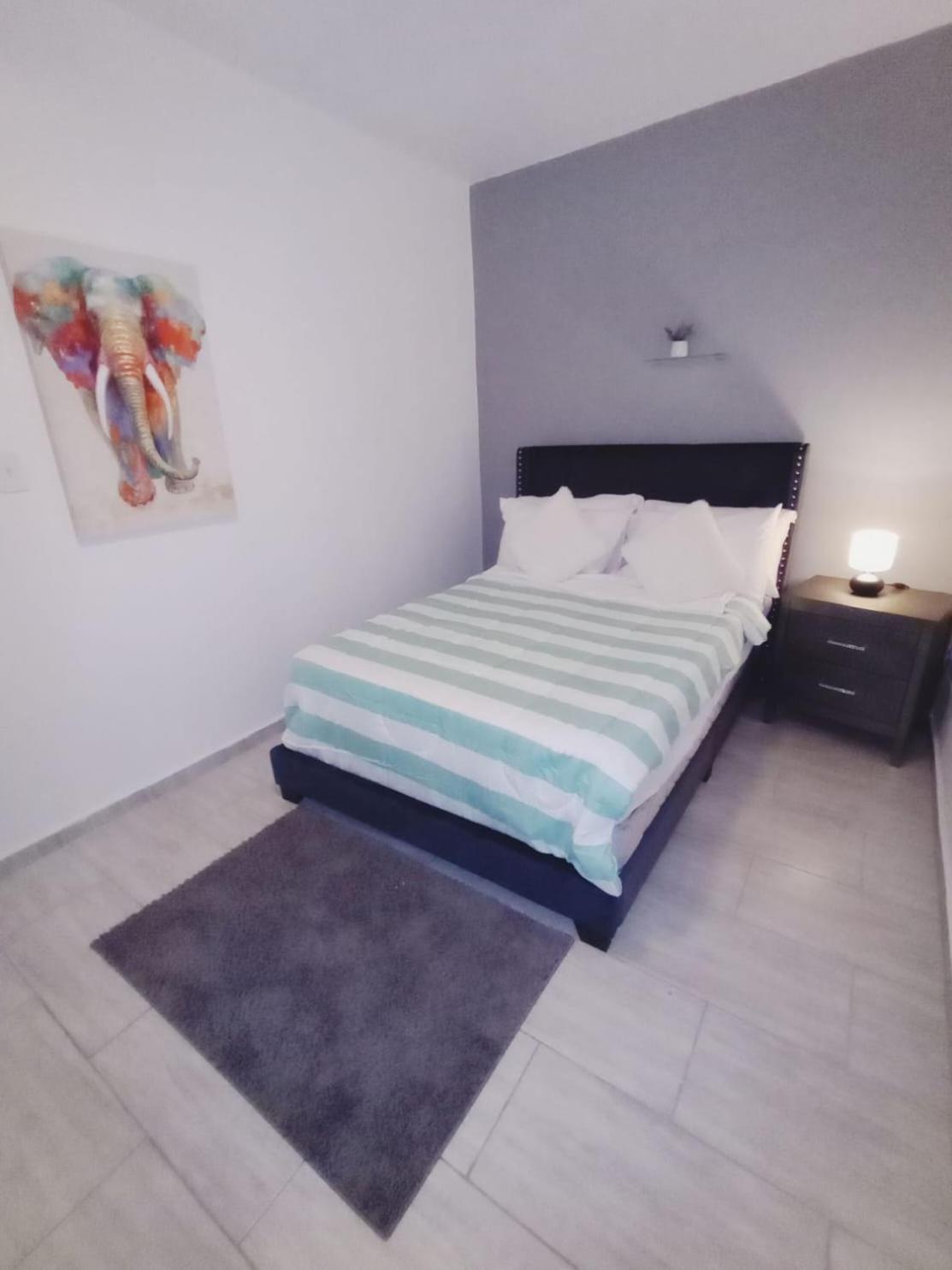 Urban Lodgings Two @ Roosevelt 457 view 4